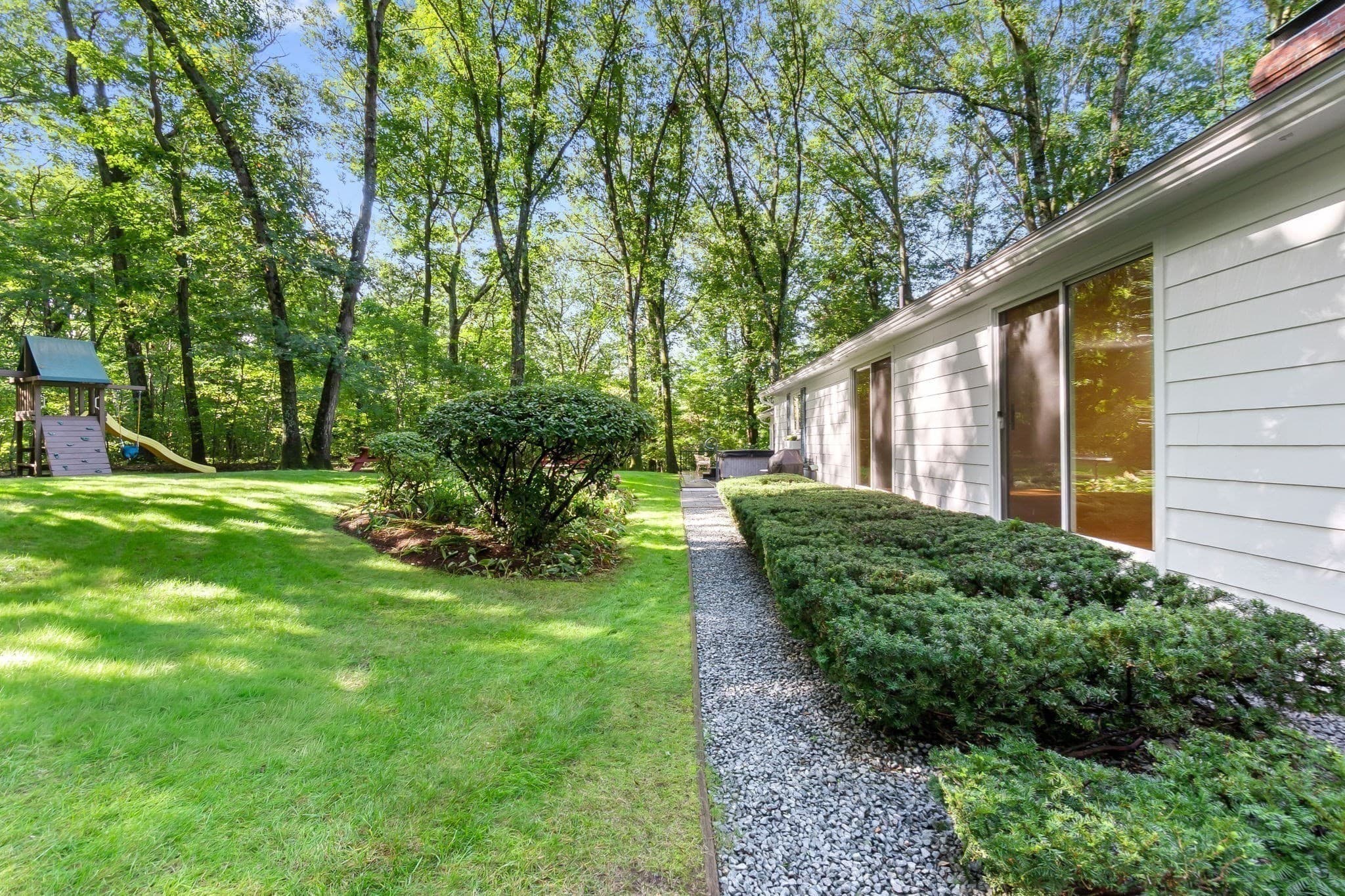 Single Family Residence at 6 Bruce Road, Danvers MA 01923, Danvers, photo 32 of 41