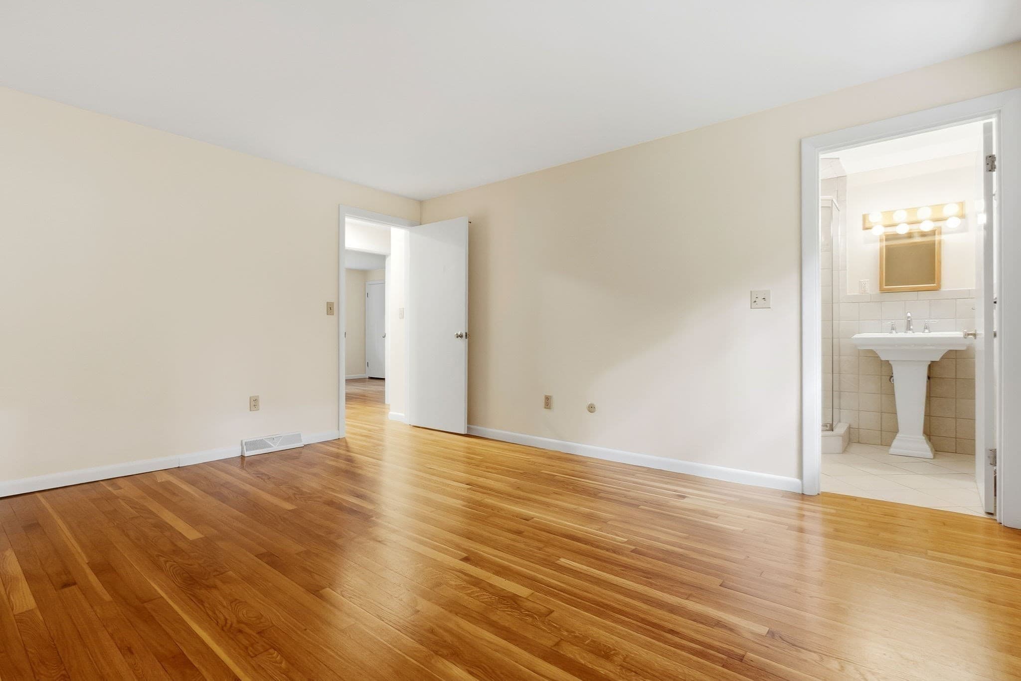 Single Family Residence at 6 Bruce Road, Danvers MA 01923, Danvers, photo 21 of 41