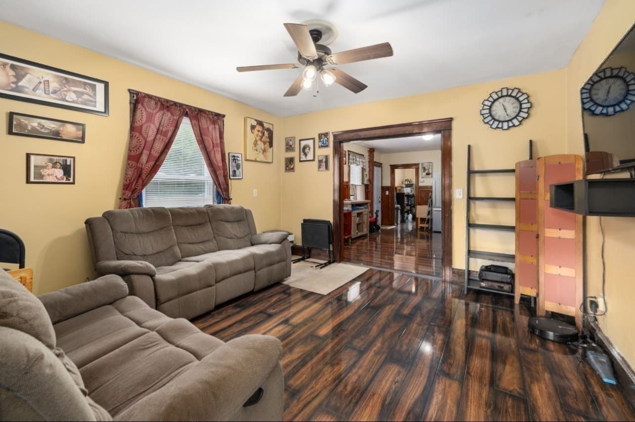 Multi Family at 628 Cumberland Hill Rd, Woonsocket RI 02895, Woonsocket, photo 18 of 38