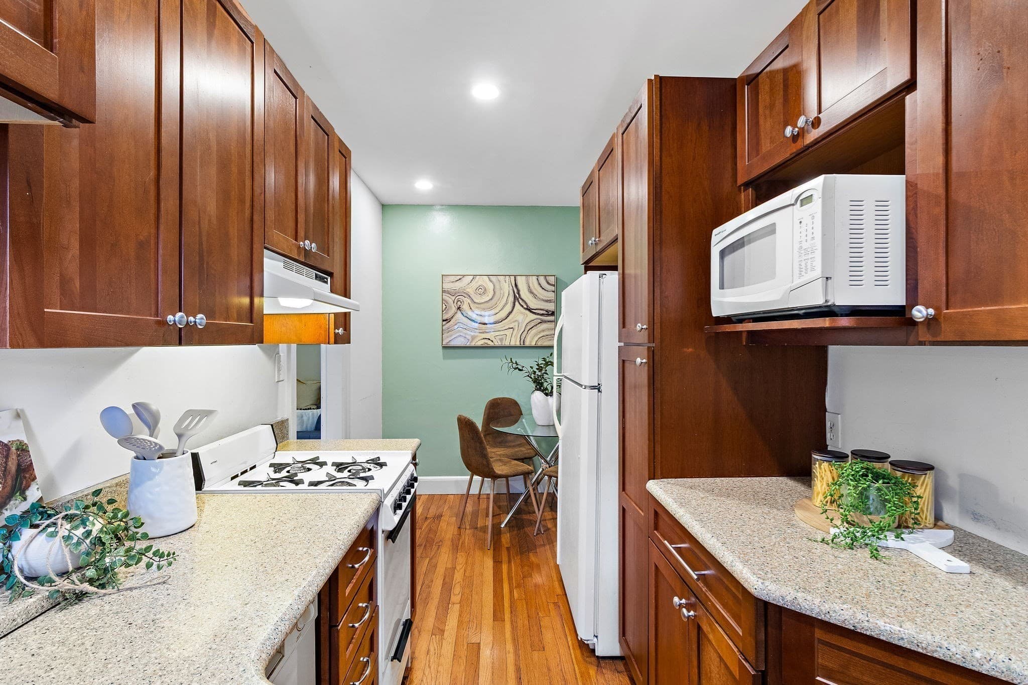 Condominium at 393 Broadway # 8, Cambridge MA 02139, Cambridge, photo 6 of 14