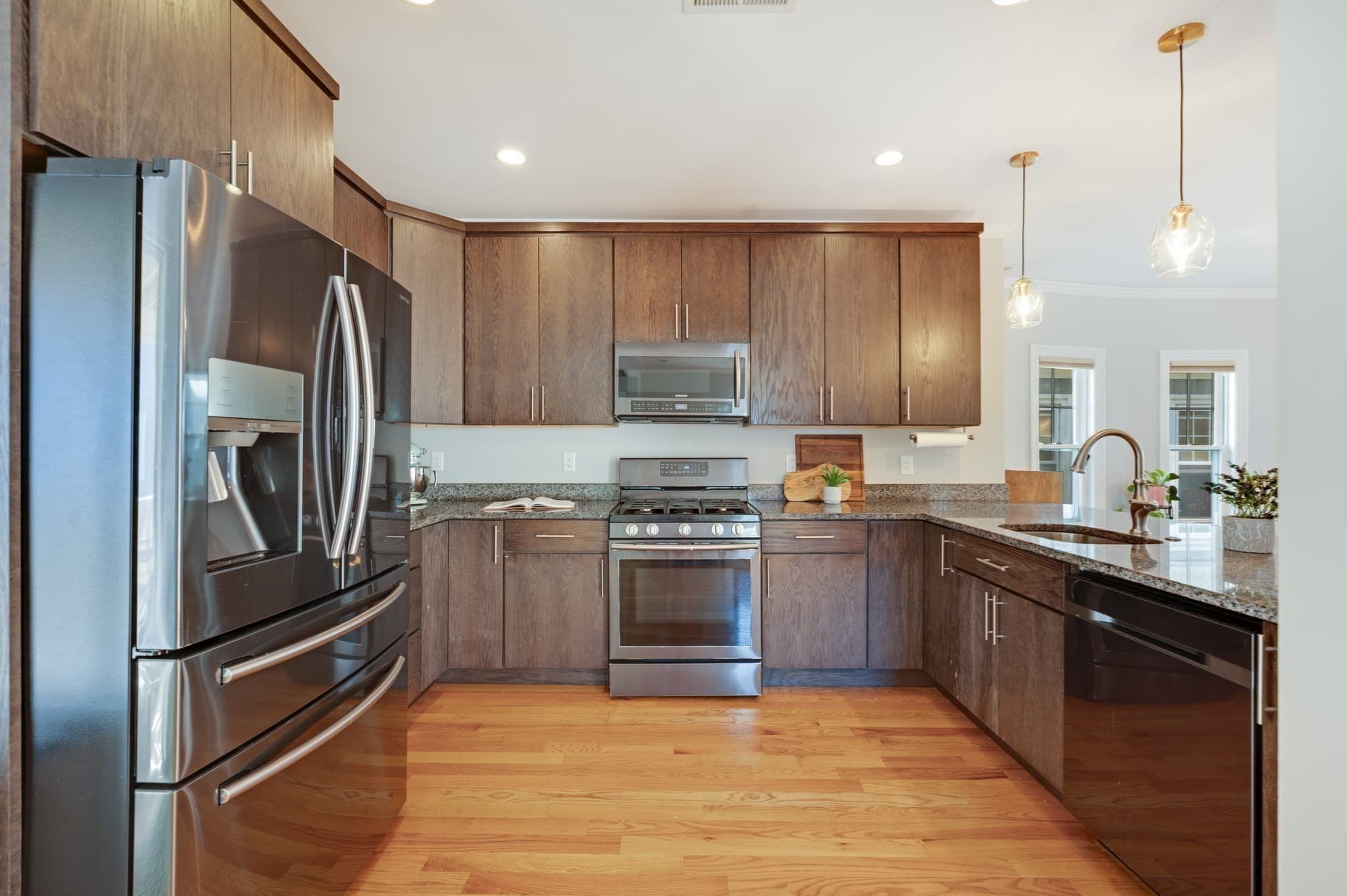 Condominium at 292 Summer Street # 2, Somerville MA 02144, Somerville, photo 13 of 34