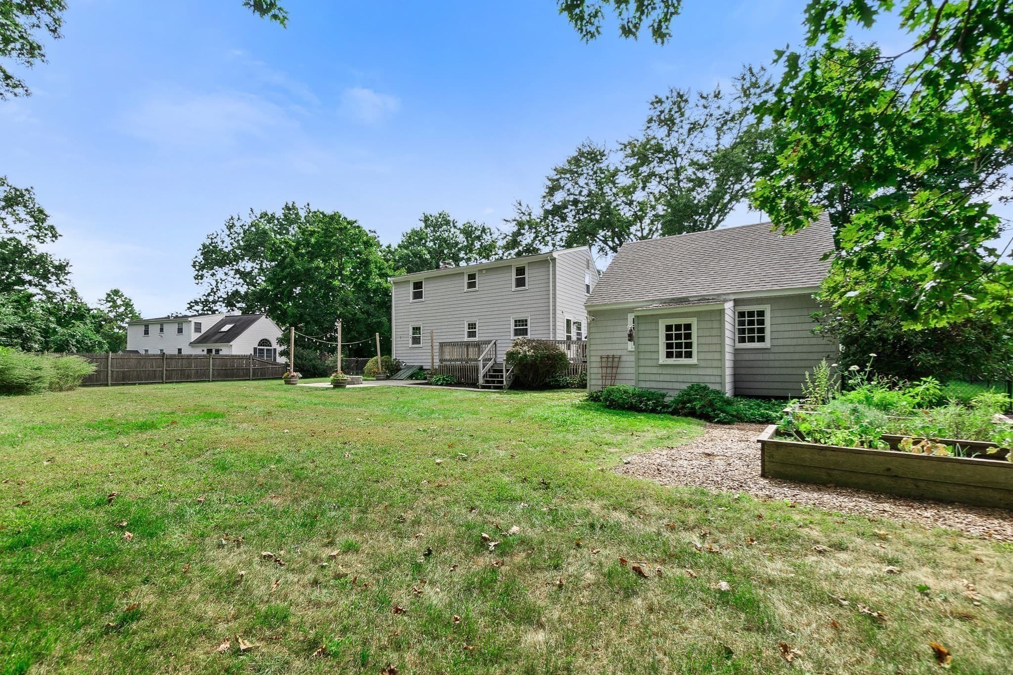 Single Family Residence at 105 Beach St, Foxboro MA 02035, Foxboro, photo 25 of 30