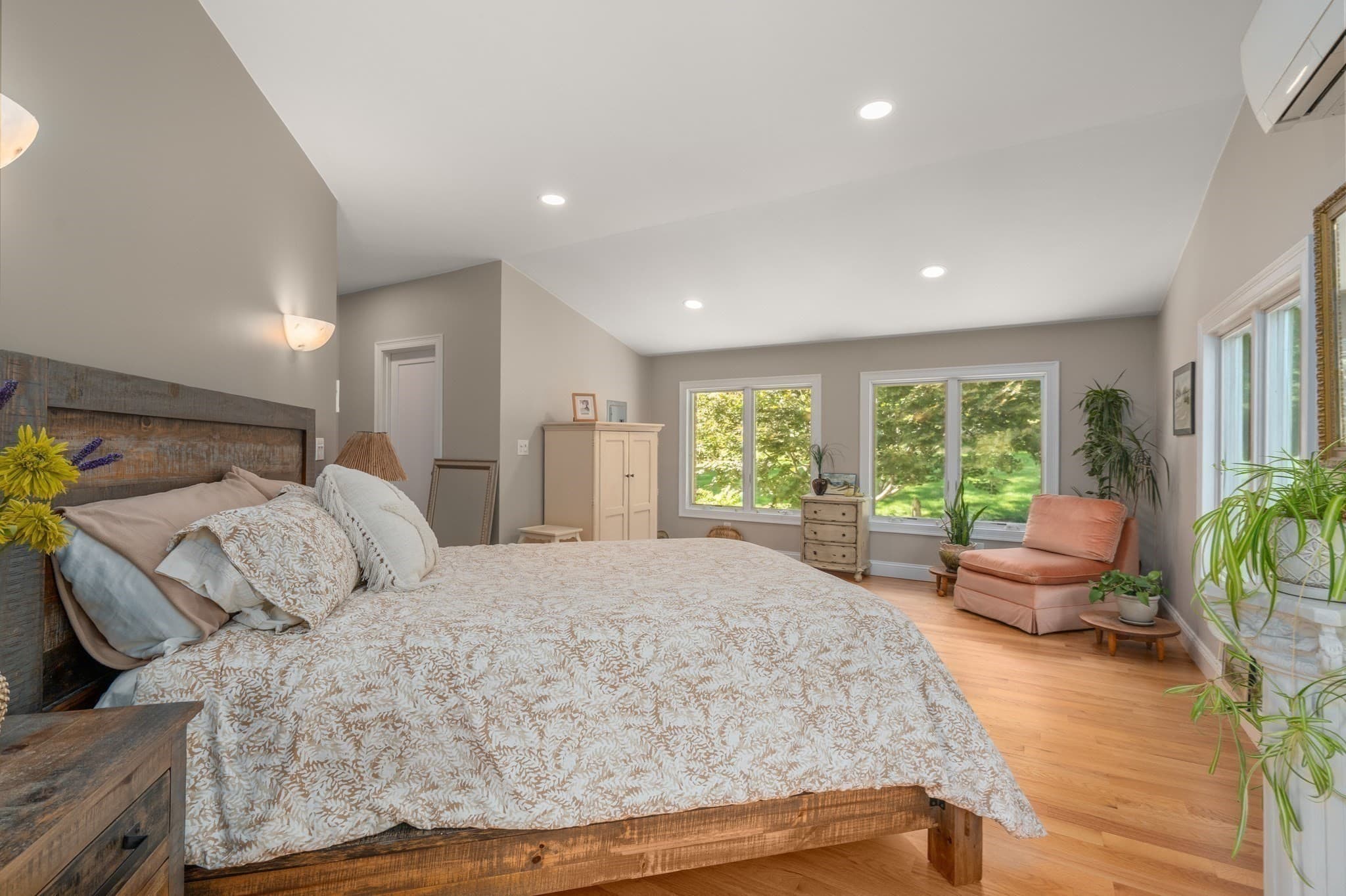 Single Family Residence at 64 Pine Hill Road, Southborough MA 01772, Southborough, photo 16 of 33