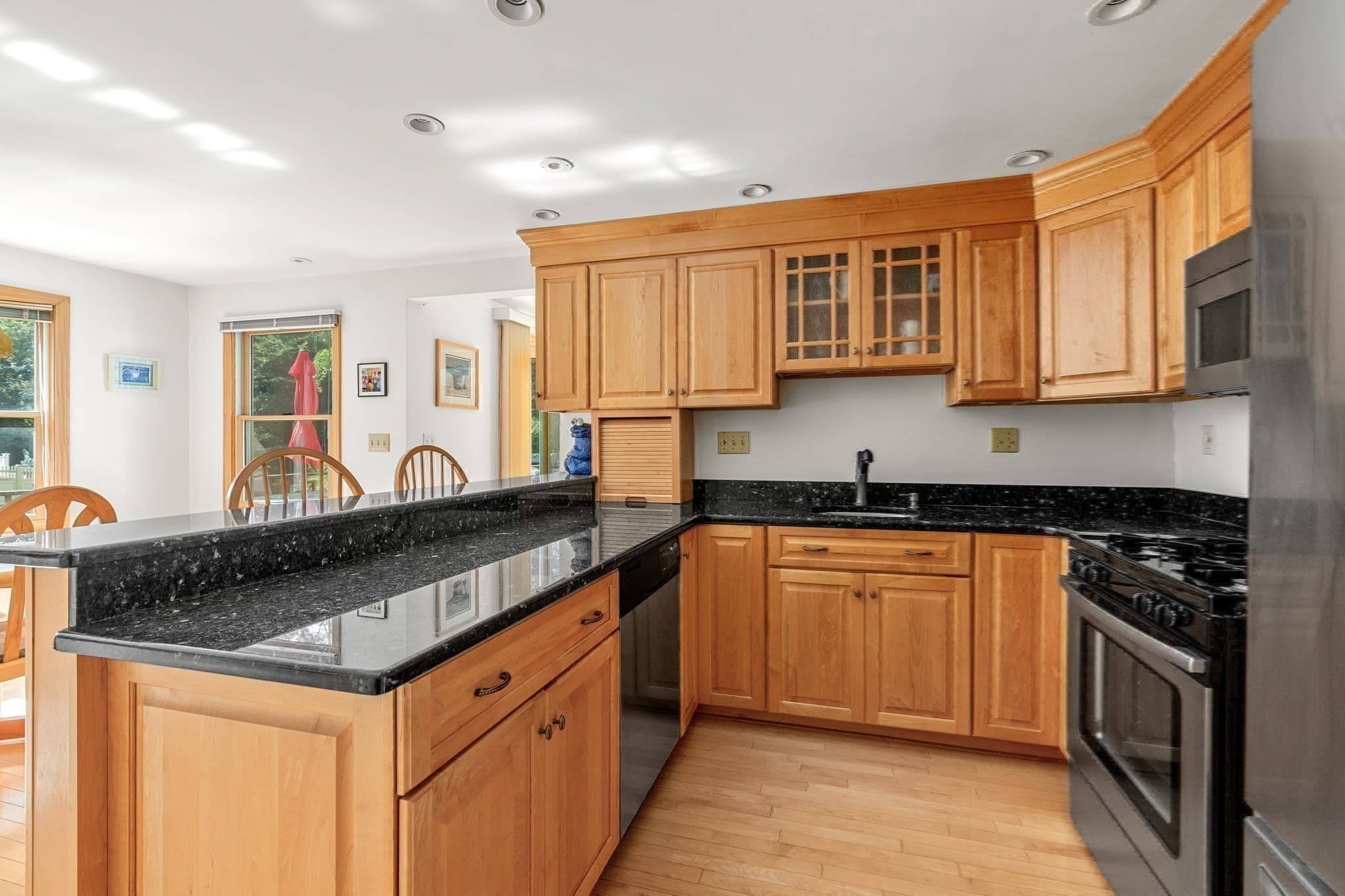Single Family Residence at 103 Canal St, Marshfield MA 02050, Marshfield, photo 9 of 30