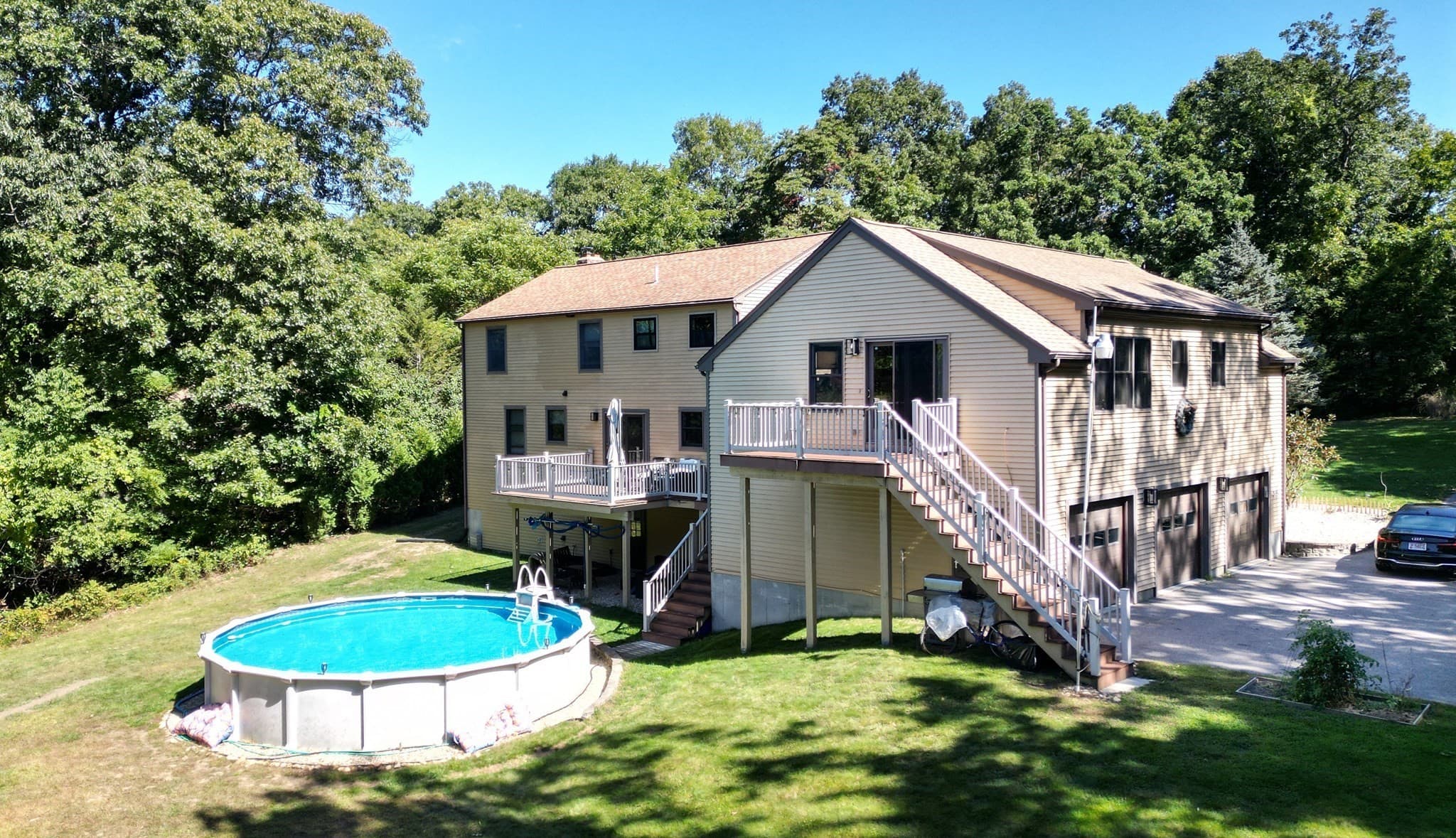 Single Family Residence at 121 Wallum Lake Rd, Douglas MA 01516, Douglas, photo 4 of 38