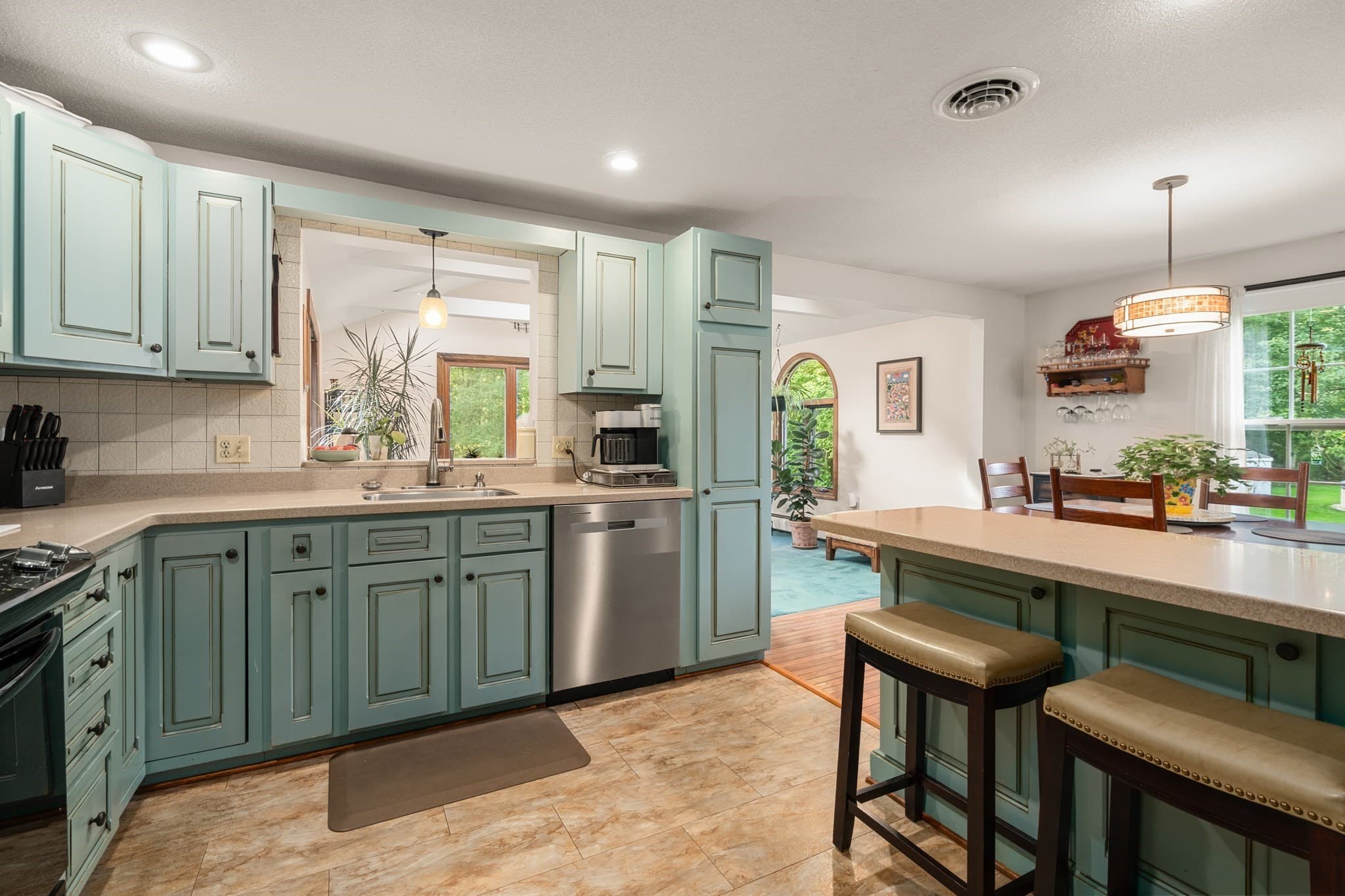 Single Family Residence at 29 Overbrook, East Longmeadow MA 01028, East Longmeadow, photo 15 of 42