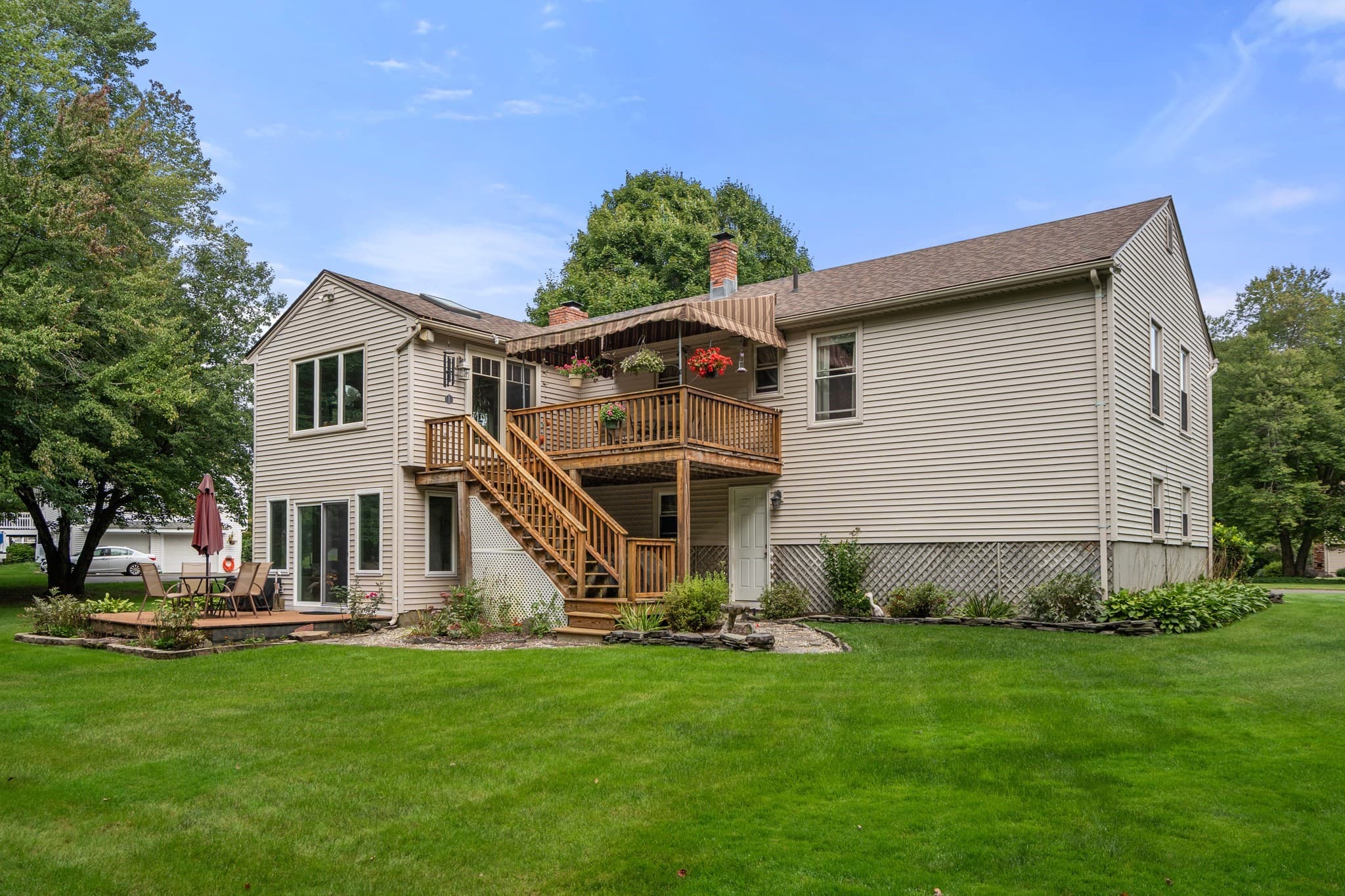 Single Family Residence at 29 Overbrook, East Longmeadow MA 01028, East Longmeadow, photo 8 of 42