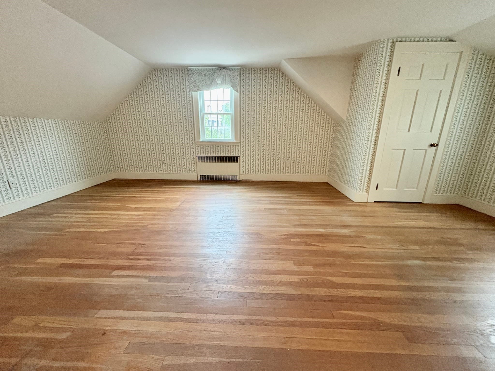 Single Family Residence at 4 Home Meadows Ln, Hingham MA 02043, Hingham, photo 11 of 15