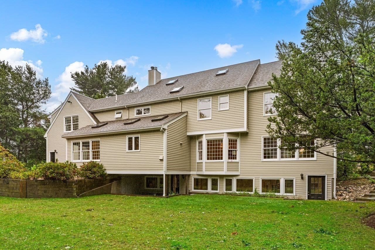 Single Family Residence at 3 King Philip Path, Hingham MA 02043, Hingham, photo 41 of 42