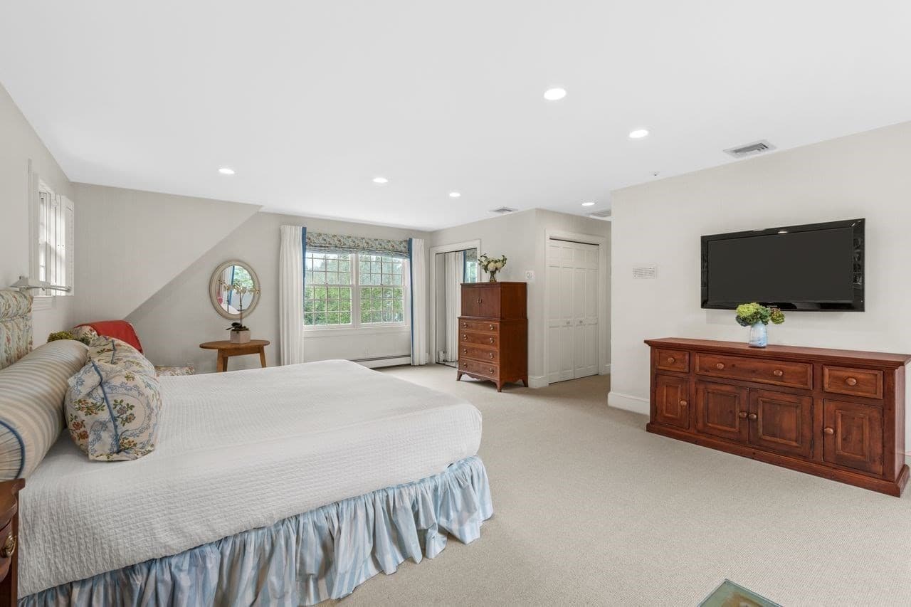 Single Family Residence at 3 King Philip Path, Hingham MA 02043, Hingham, photo 19 of 42