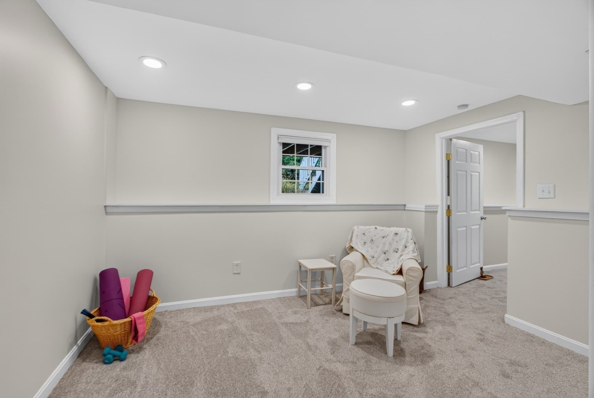 Single Family Residence at 9 Dawn Drive, Chelmsford MA 01824, Chelmsford, photo 28 of 41