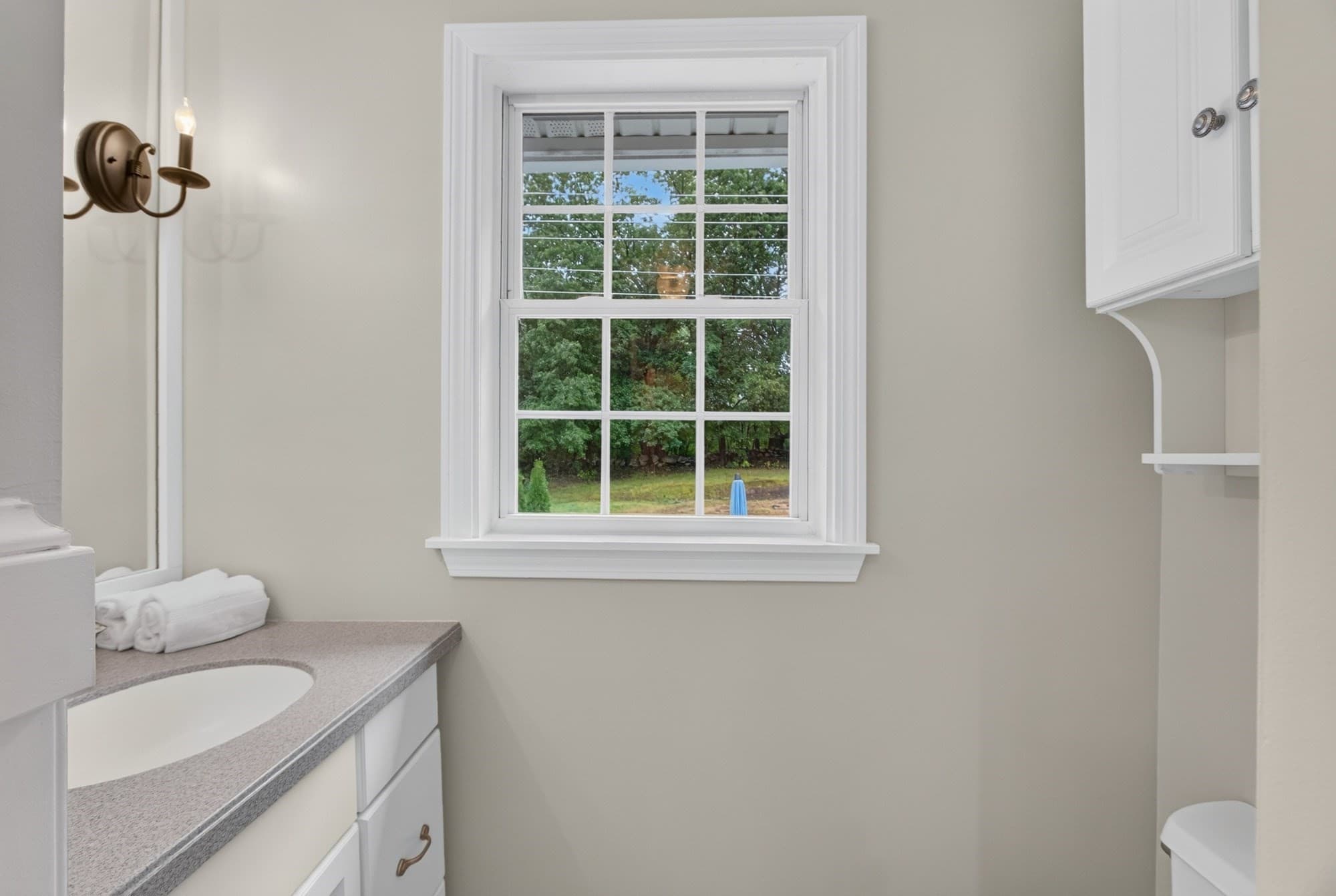 Single Family Residence at 9 Dawn Drive, Chelmsford MA 01824, Chelmsford, photo 19 of 41