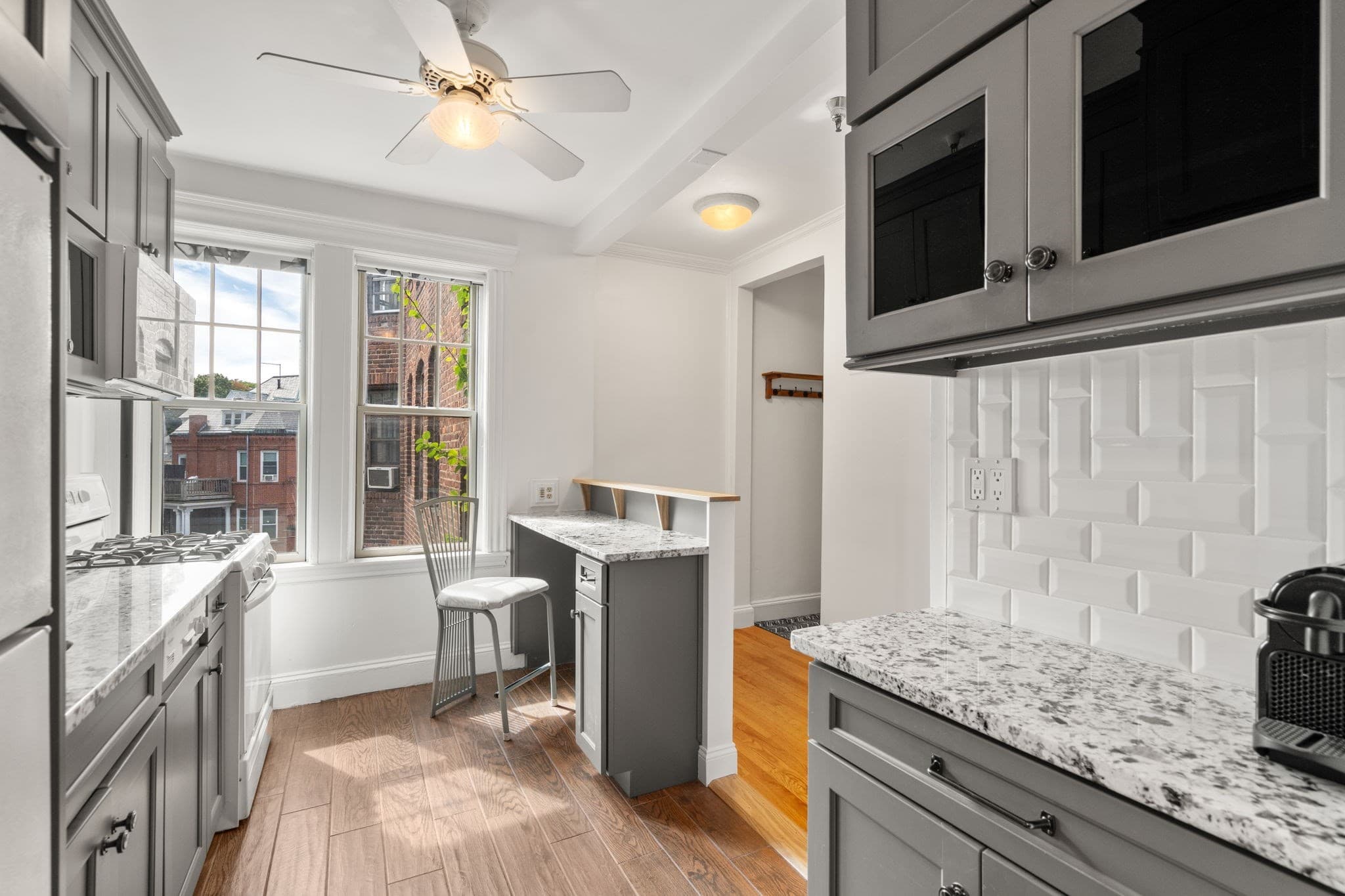 Condominium at 72 Strathmore # 7B, Boston MA 02135, Boston, photo 3 of 12