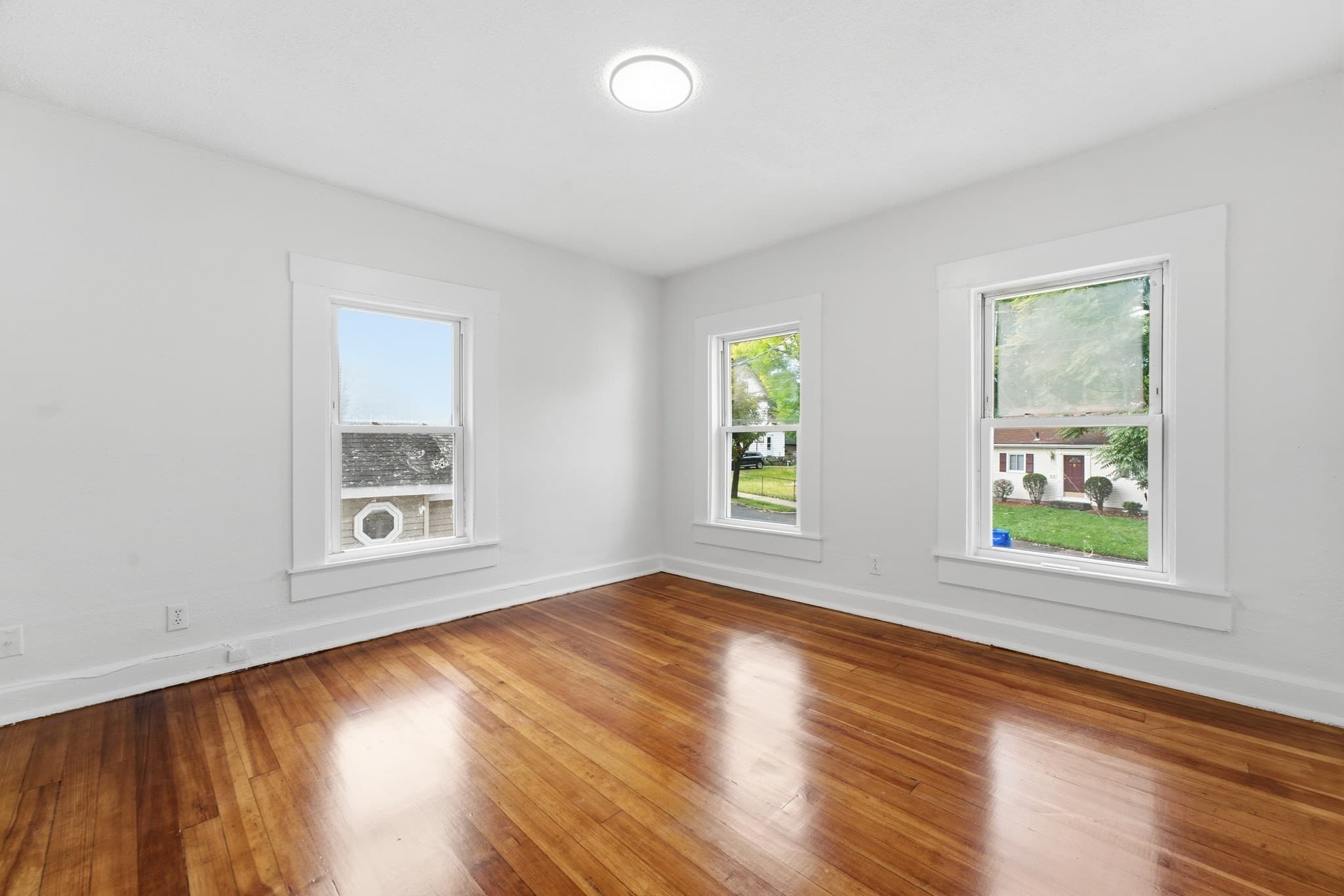 Single Family Residence at 73 Jasper St, Springfield MA 01109, Springfield, photo 23 of 38