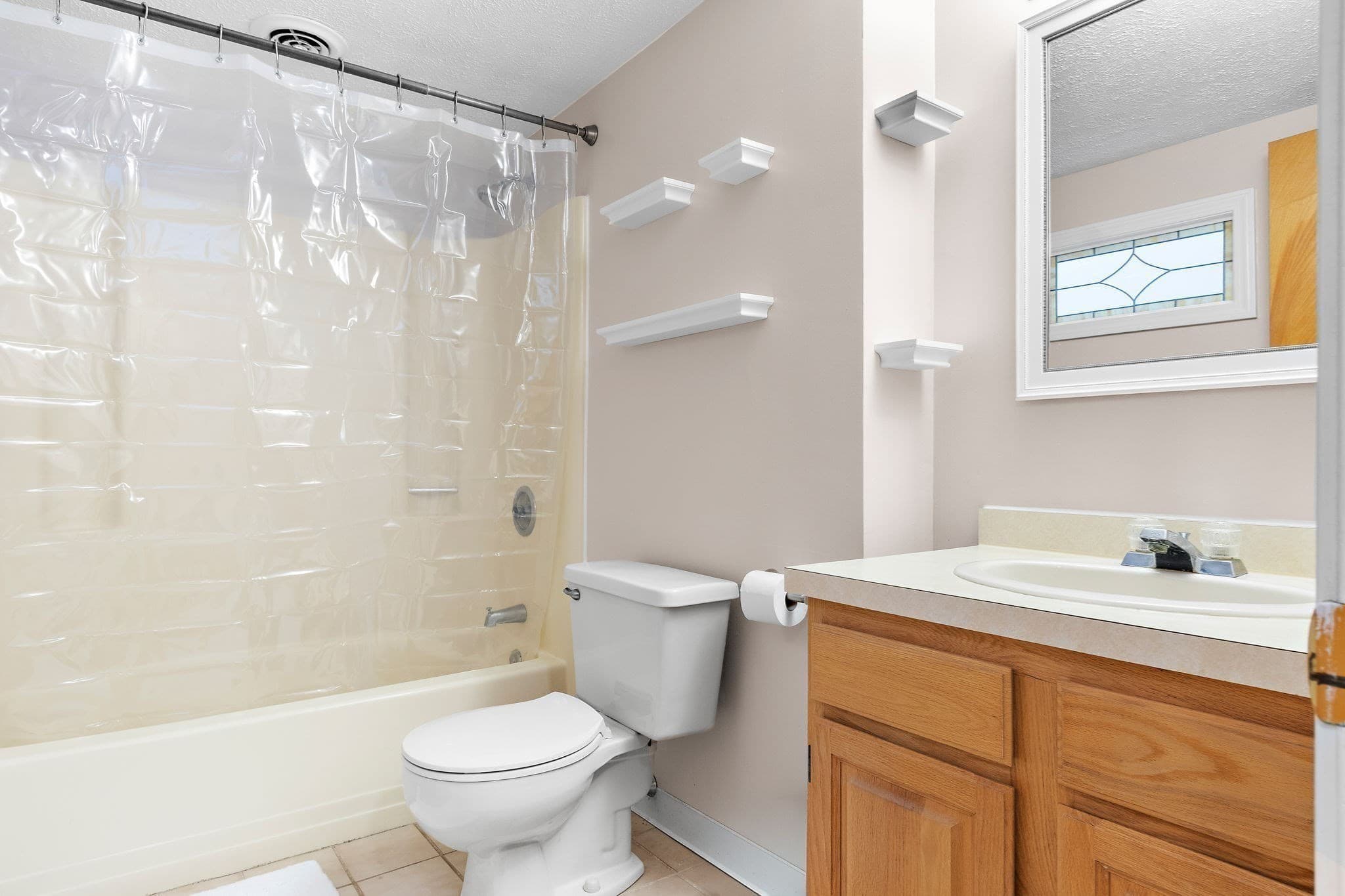 Condominium at 12 Country Club Ln # D, Milford MA 01757, Milford, photo 23 of 30