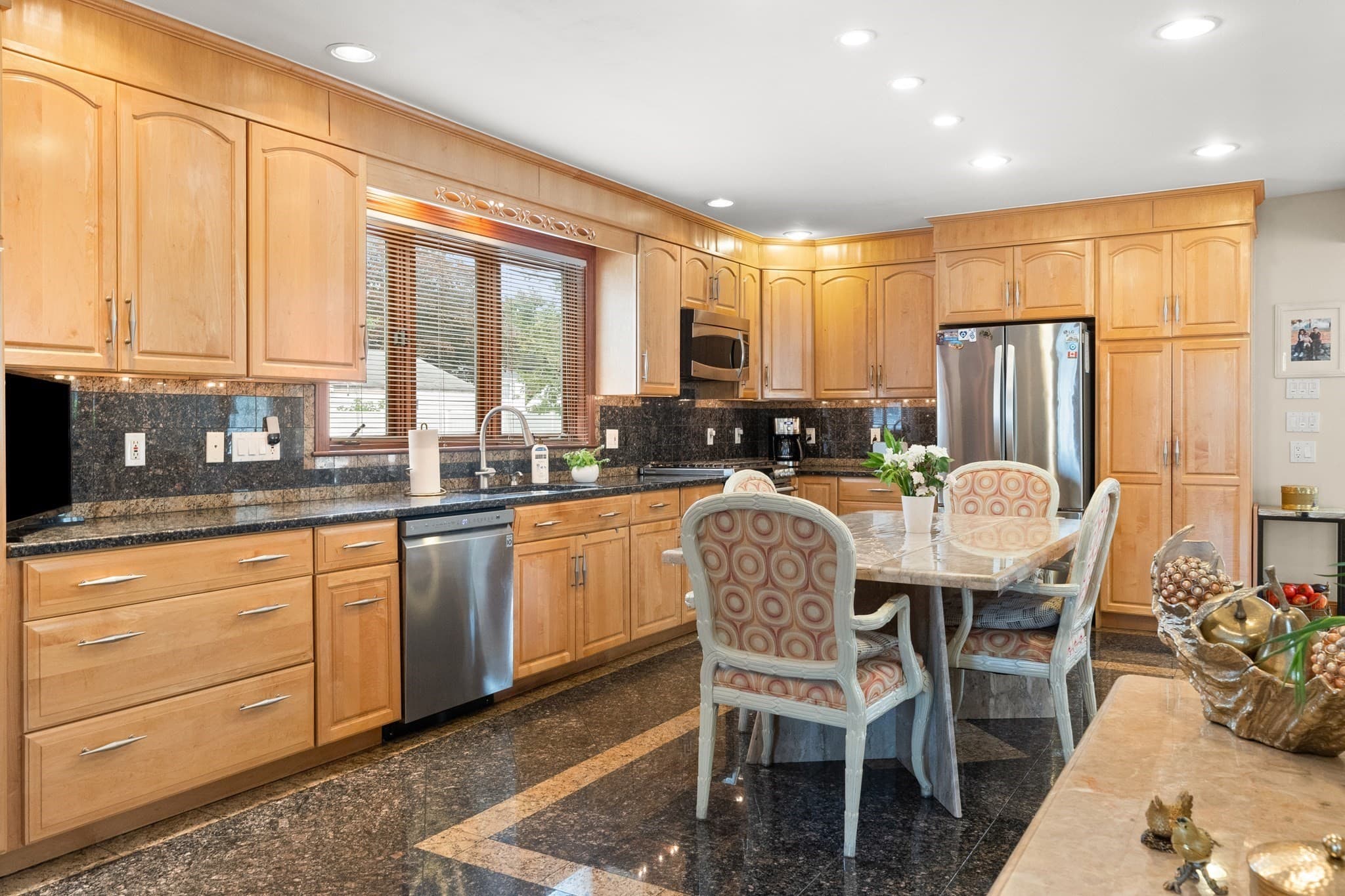 Single Family Residence at 21 Buxton St, Peabody MA 01960, Peabody, photo 8 of 42