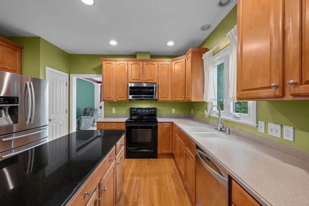 Single Family Residence at 39 Aspen Ave., Grafton MA 01560, Grafton, photo 13 of 42