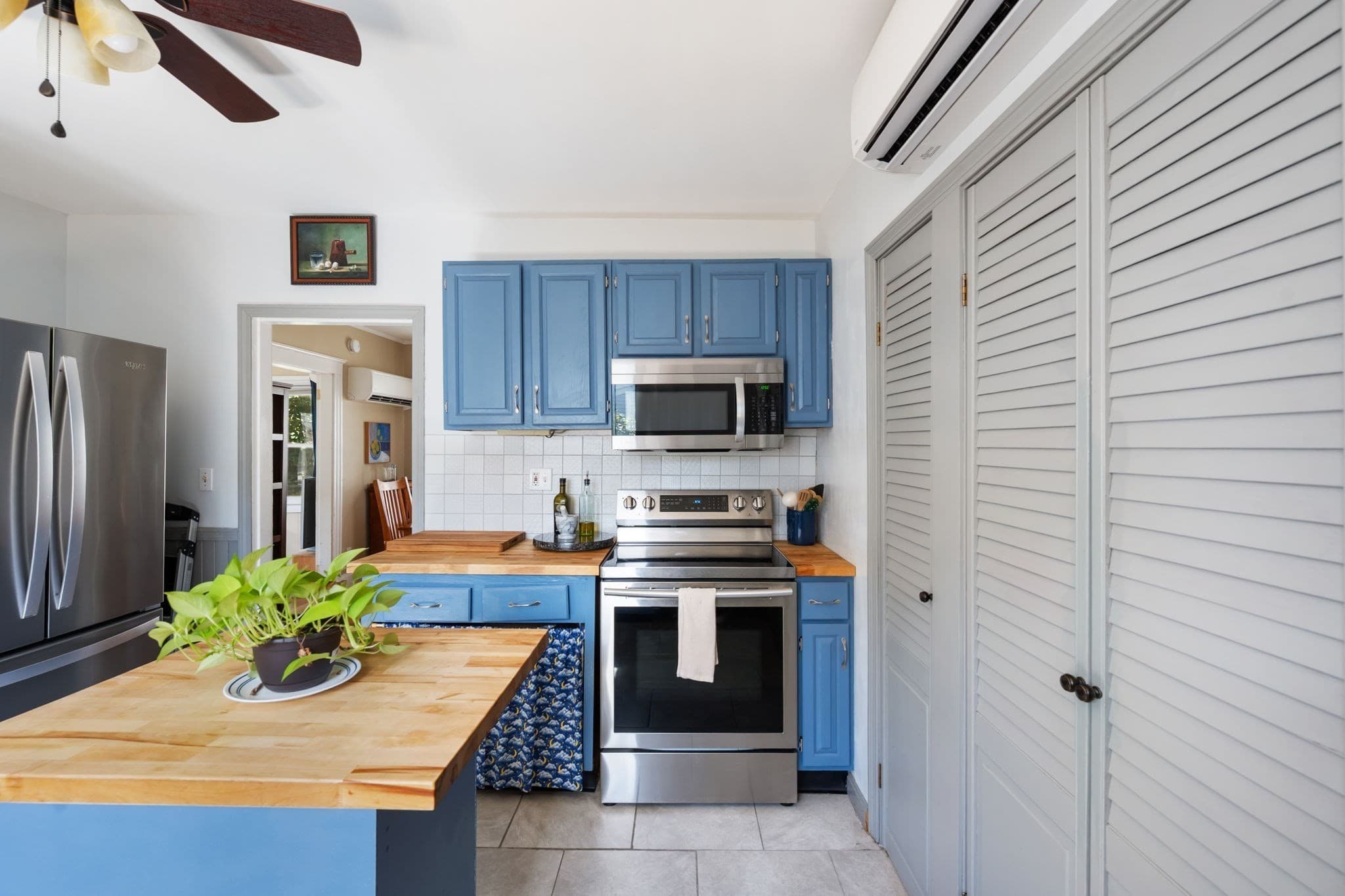 Single Family Residence at 79 Virginia Rd, Quincy MA 02169, Quincy, photo 12 of 32