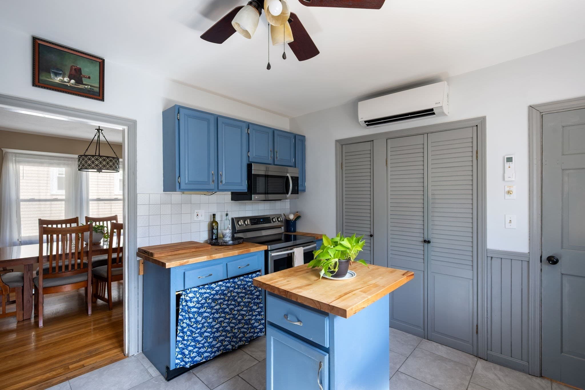 Single Family Residence at 79 Virginia Rd, Quincy MA 02169, Quincy, photo 10 of 32