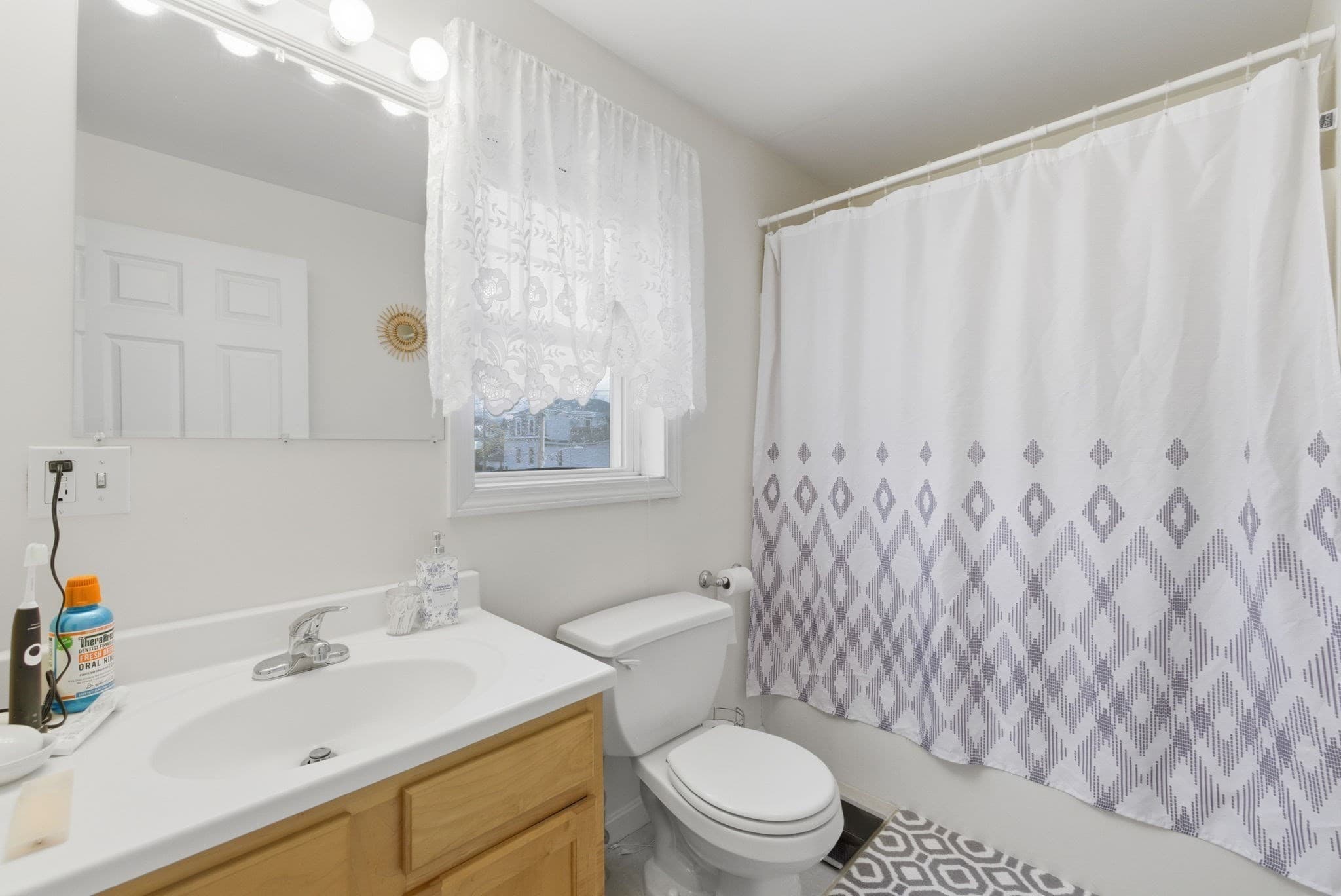 Condominium at 124 Locust St # 124, Haverhill MA 01830, Haverhill, photo 28 of 39