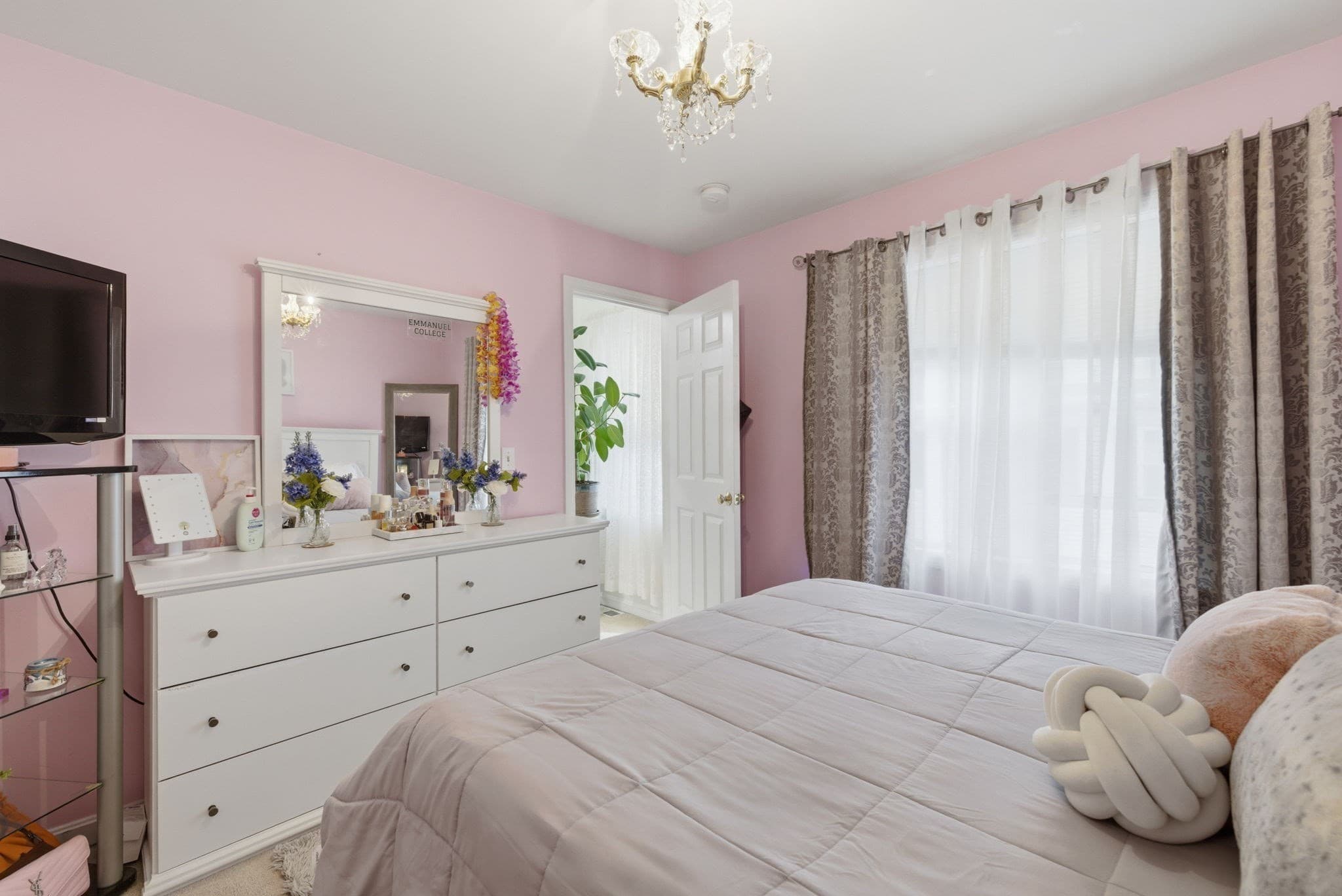 Condominium at 124 Locust St # 124, Haverhill MA 01830, Haverhill, photo 20 of 39