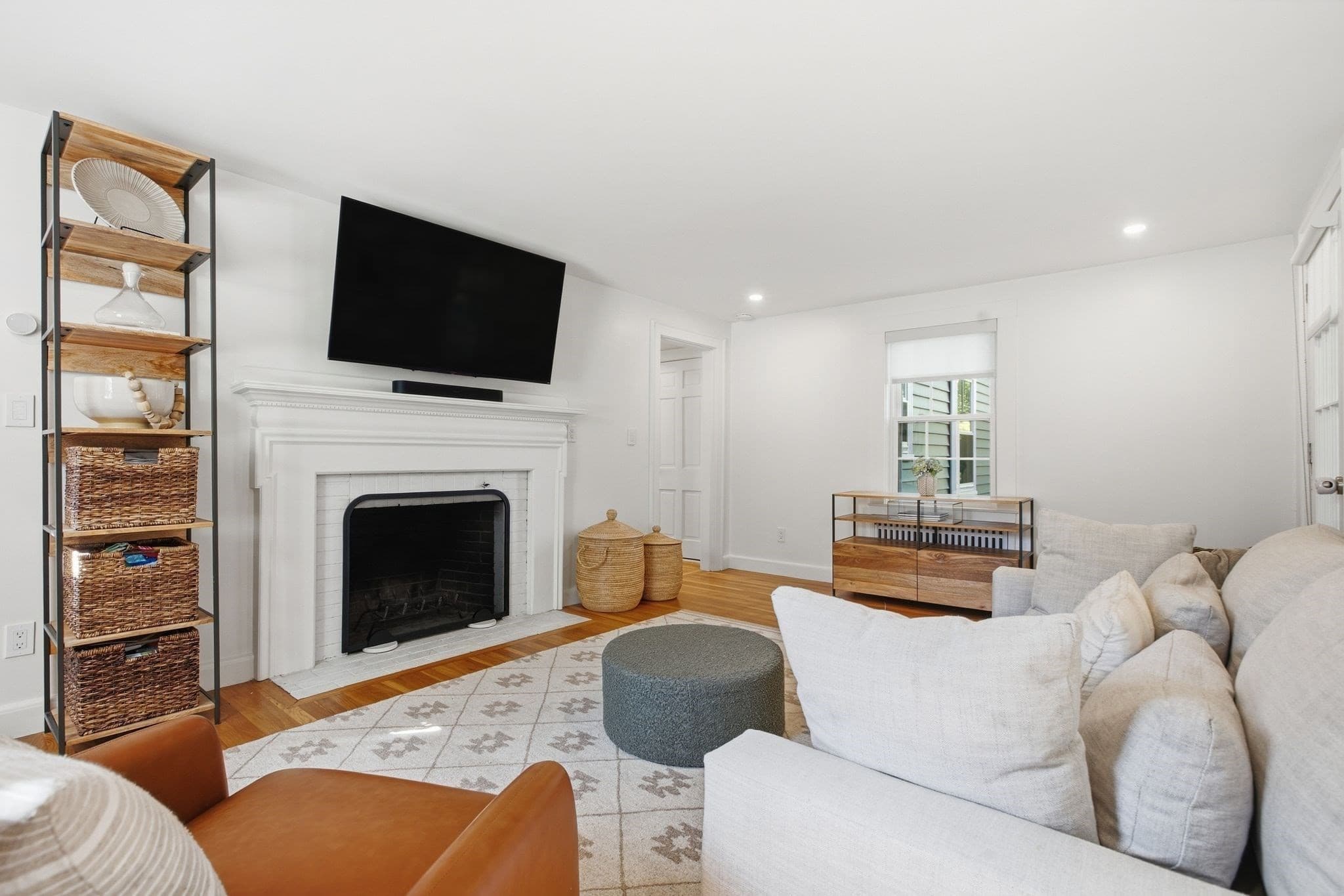 Single Family Residence at 38 Fairmount Road, Reading MA 01867, Reading, photo 6 of 35