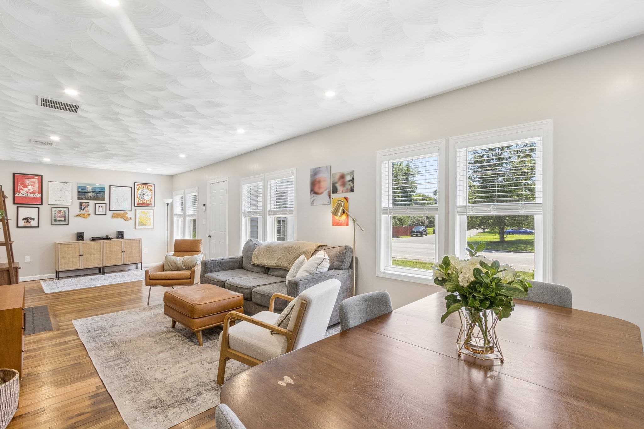 Single Family Residence at 728 Pleasant St, Attleboro MA 02703, Attleboro, photo 12 of 41
