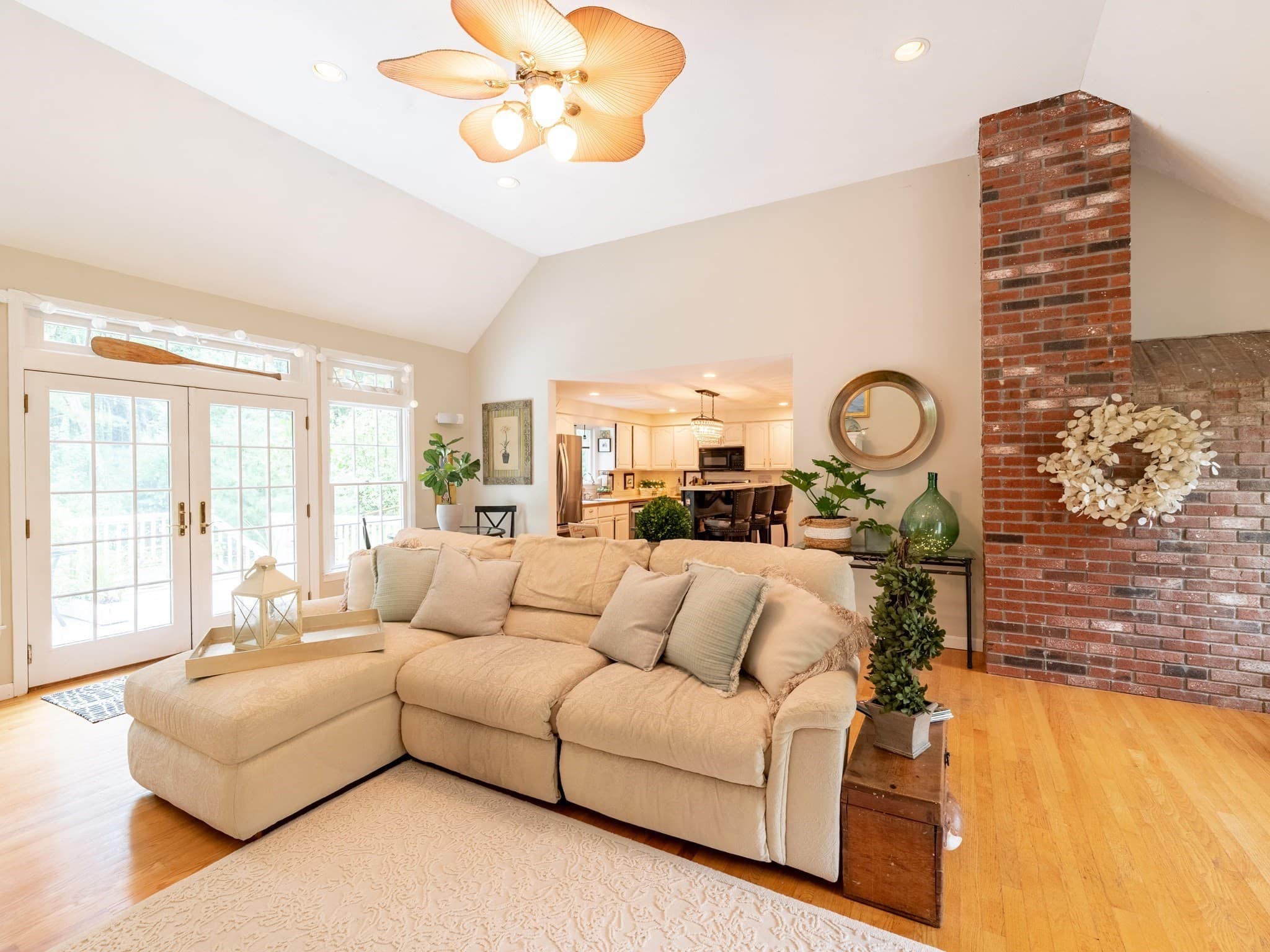 Single Family Residence at 14 Copper Beech Dr, Kingston MA 02364, Kingston, photo 9 of 42