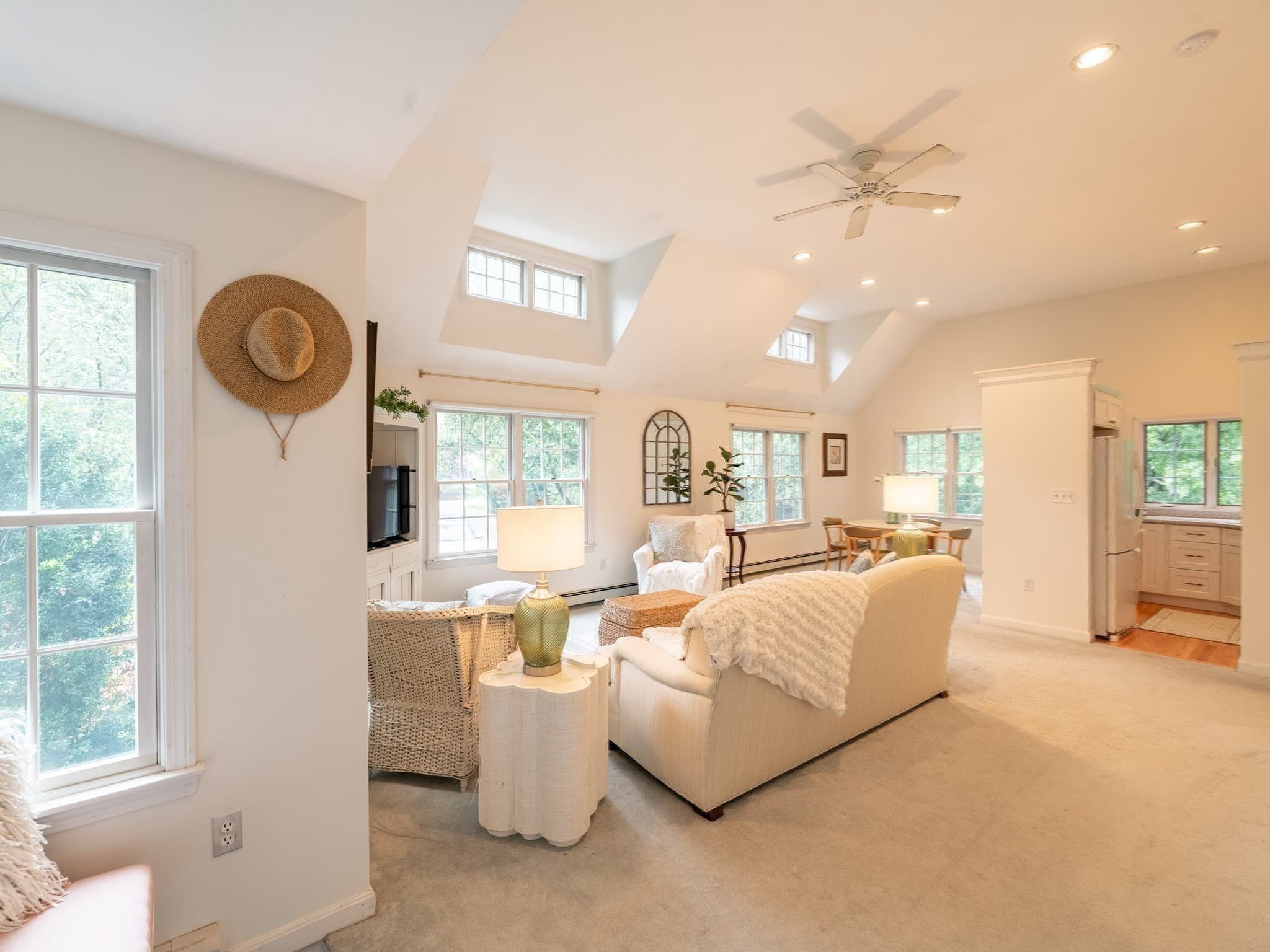 Single Family Residence at 14 Copper Beech Dr, Kingston MA 02364, Kingston, photo 31 of 42