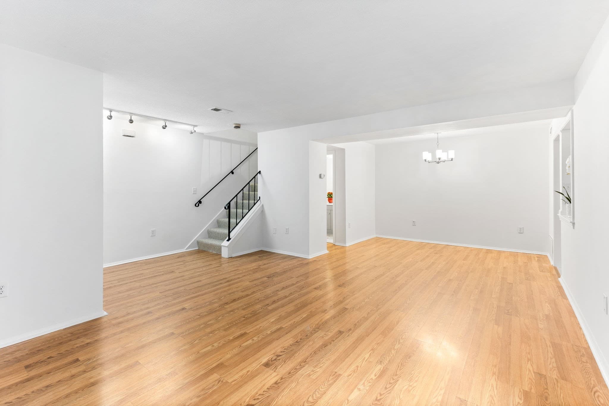 Condominium at 131 Greenbrook Drive # 131, Stoughton MA 02072, Stoughton, photo 9 of 42