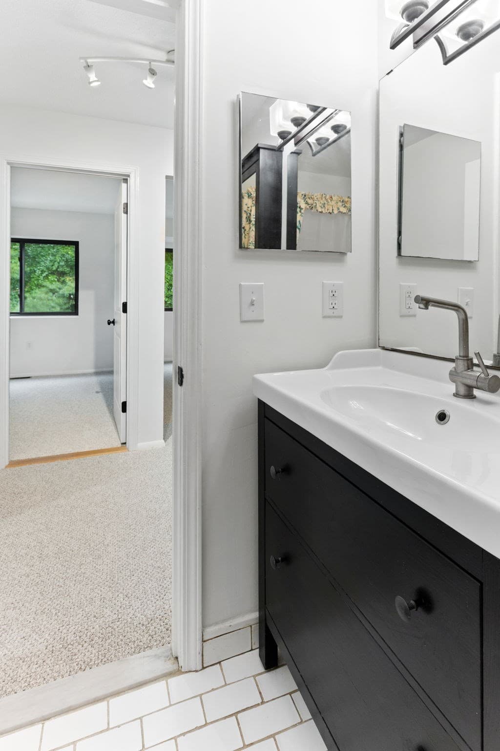 Condominium at 131 Greenbrook Drive # 131, Stoughton MA 02072, Stoughton, photo 37 of 42