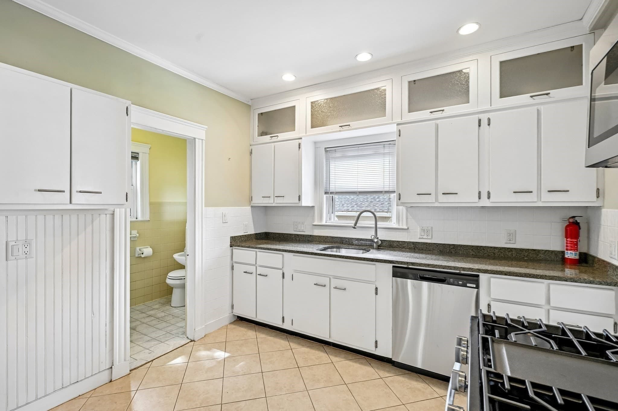 Condominium at 29 Grafton St # 2, Arlington MA 02474, Arlington, photo 13 of 40