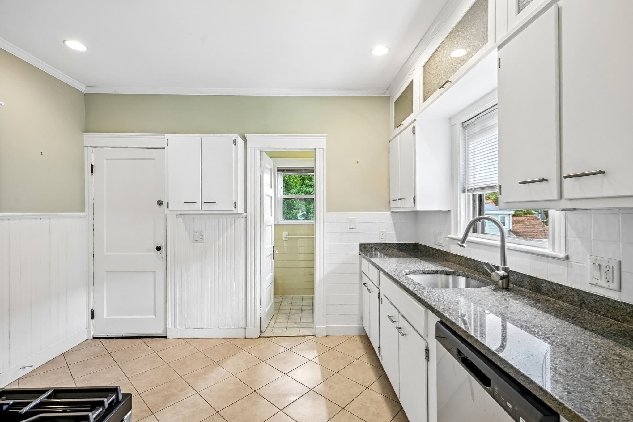 Condominium at 29 Grafton St # 2, Arlington MA 02474, Arlington, photo 12 of 40