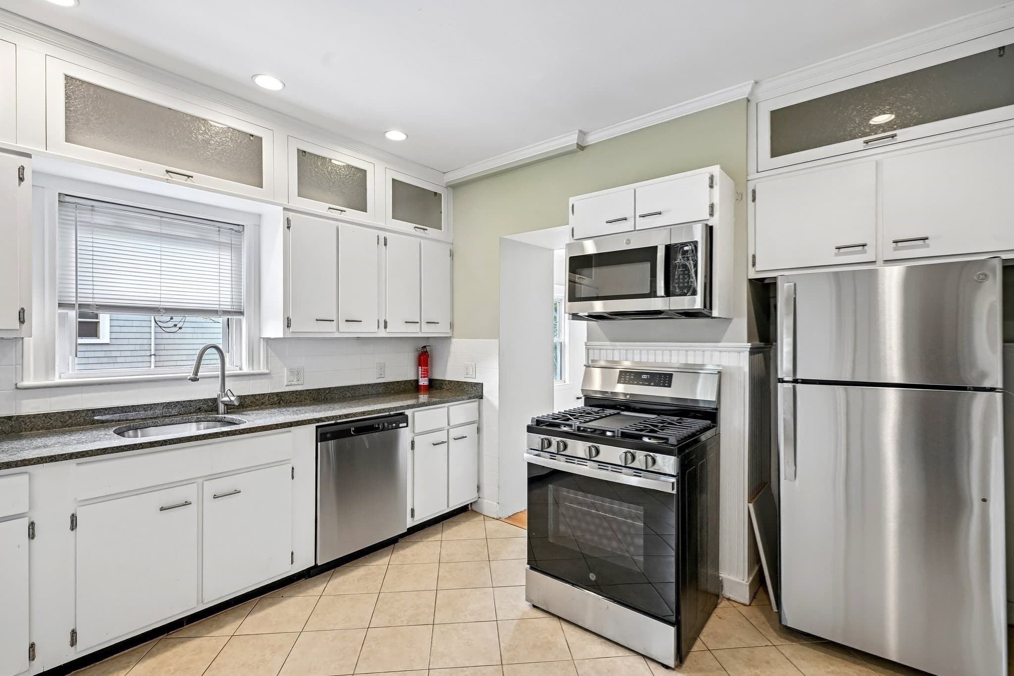 Condominium at 29 Grafton St # 2, Arlington MA 02474, Arlington, photo 14 of 40
