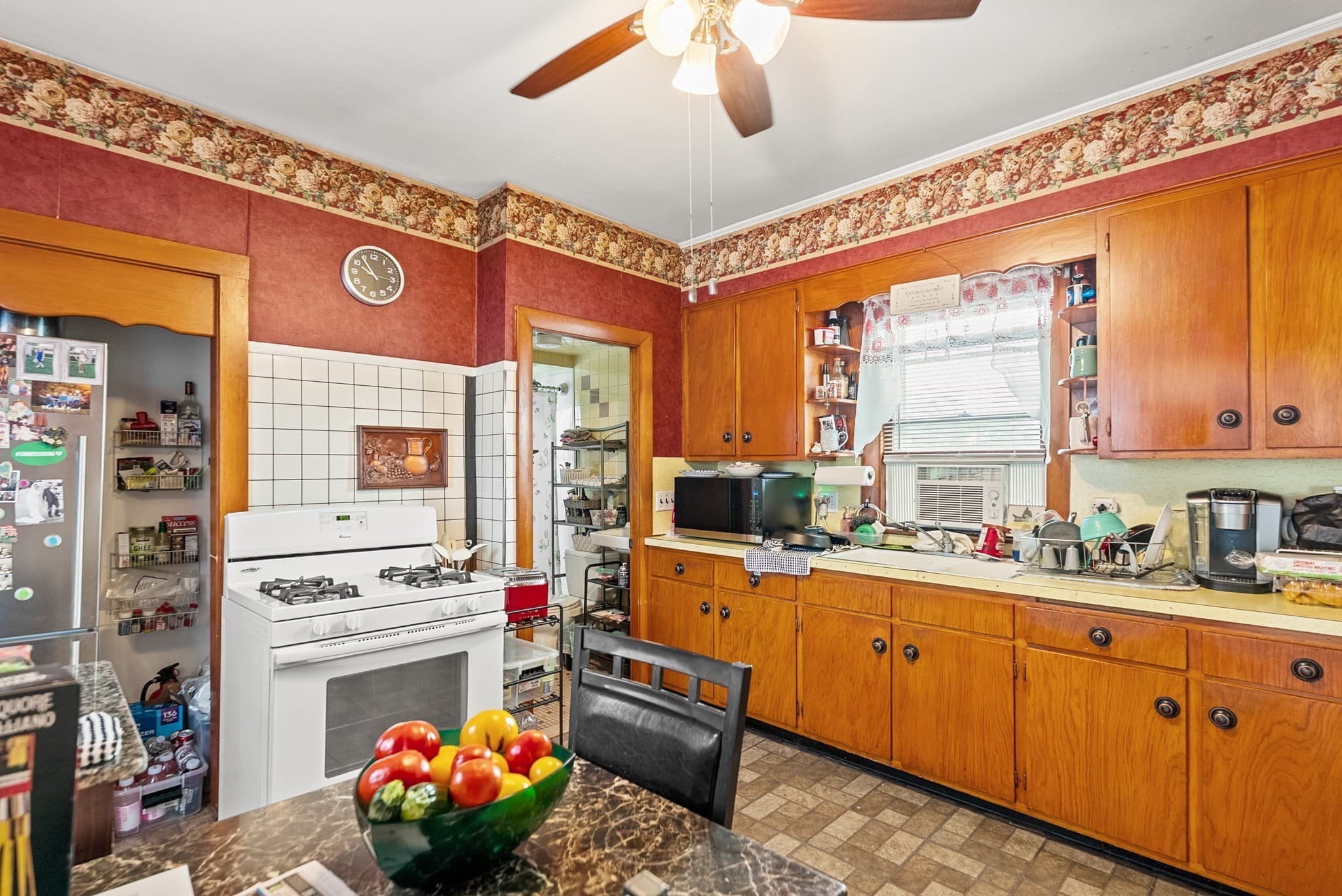 3 Family at 323 Pearl St, Malden MA 02148, Malden, photo 11 of 15