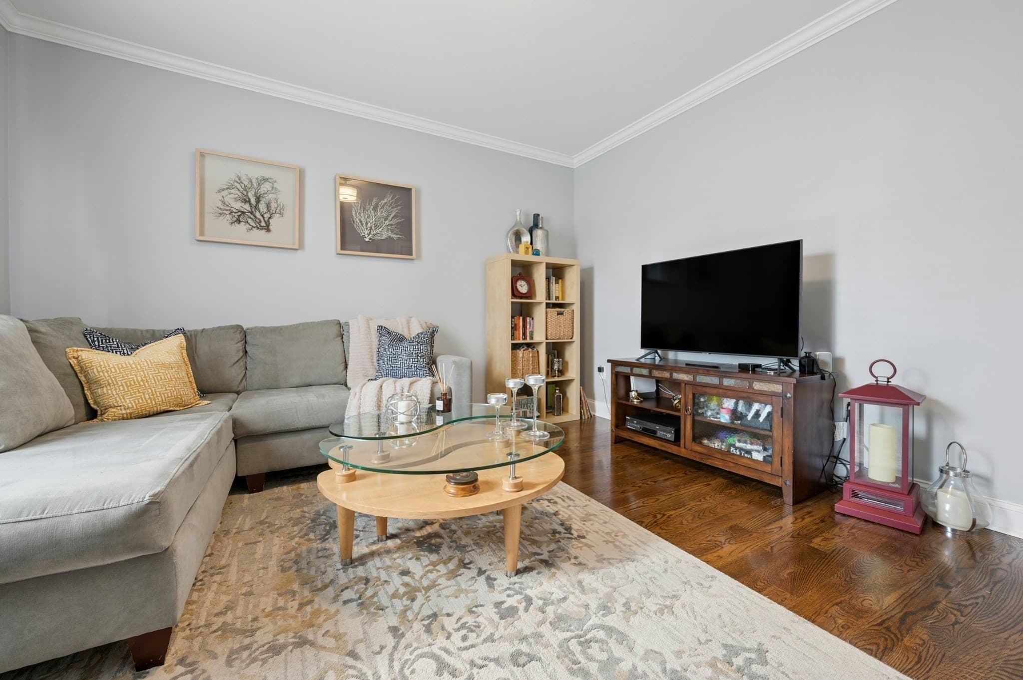 Condominium at 1565 River St # 1, Boston MA 02136, Boston, photo 3 of 18