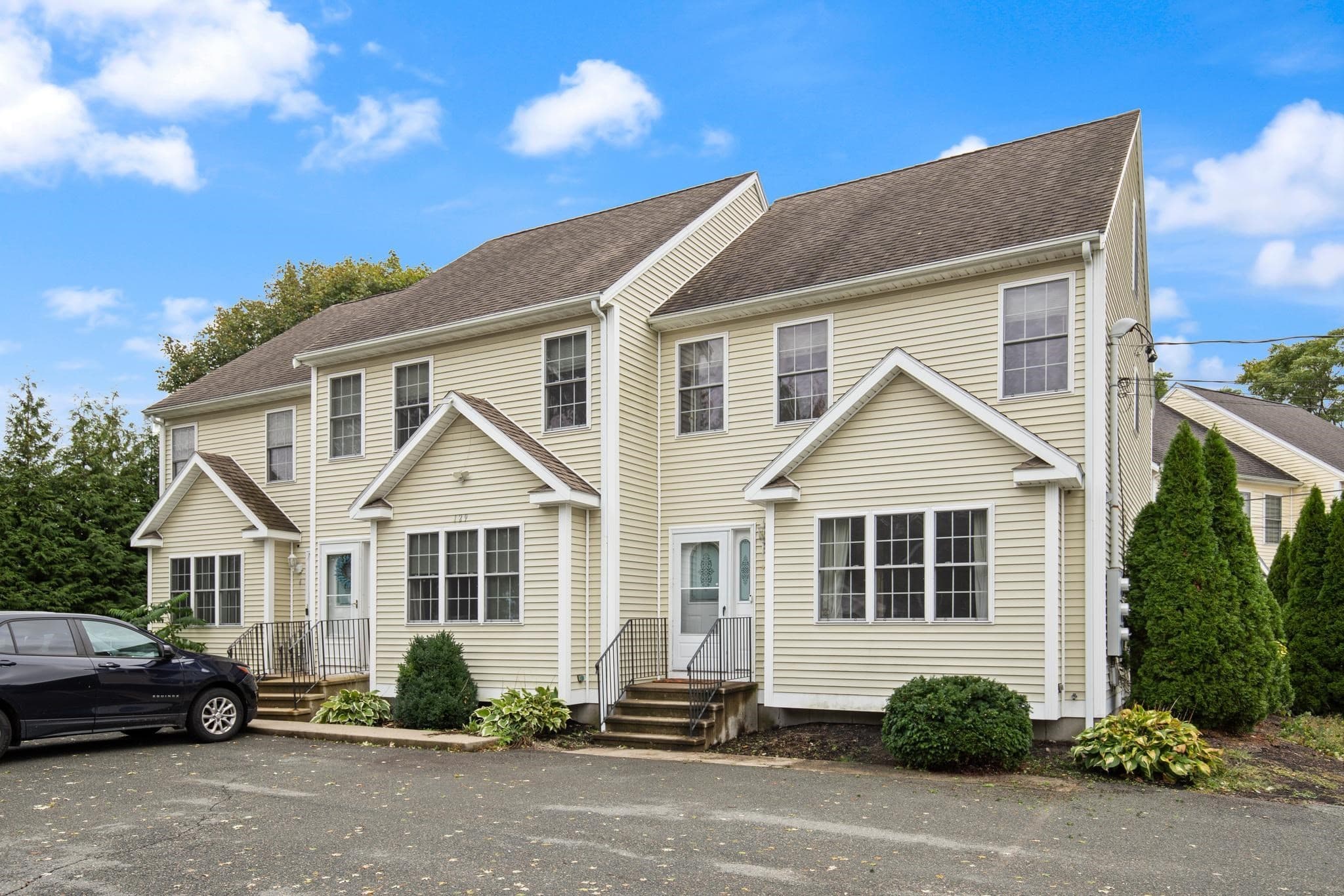Condominium at 129 Scott St # 4, Attleboro MA 02703, Attleboro, photo 5 of 33