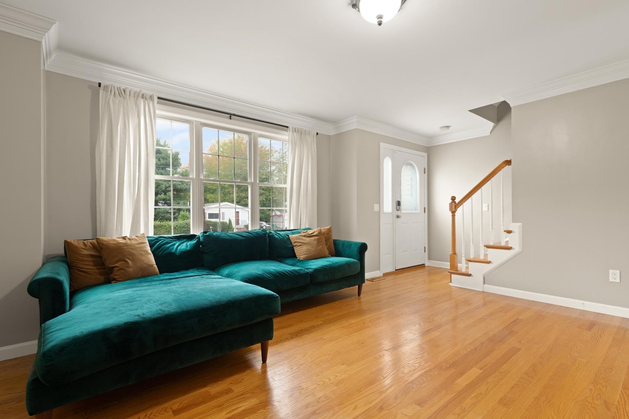 Condominium at 129 Scott St # 4, Attleboro MA 02703, Attleboro, photo 8 of 33