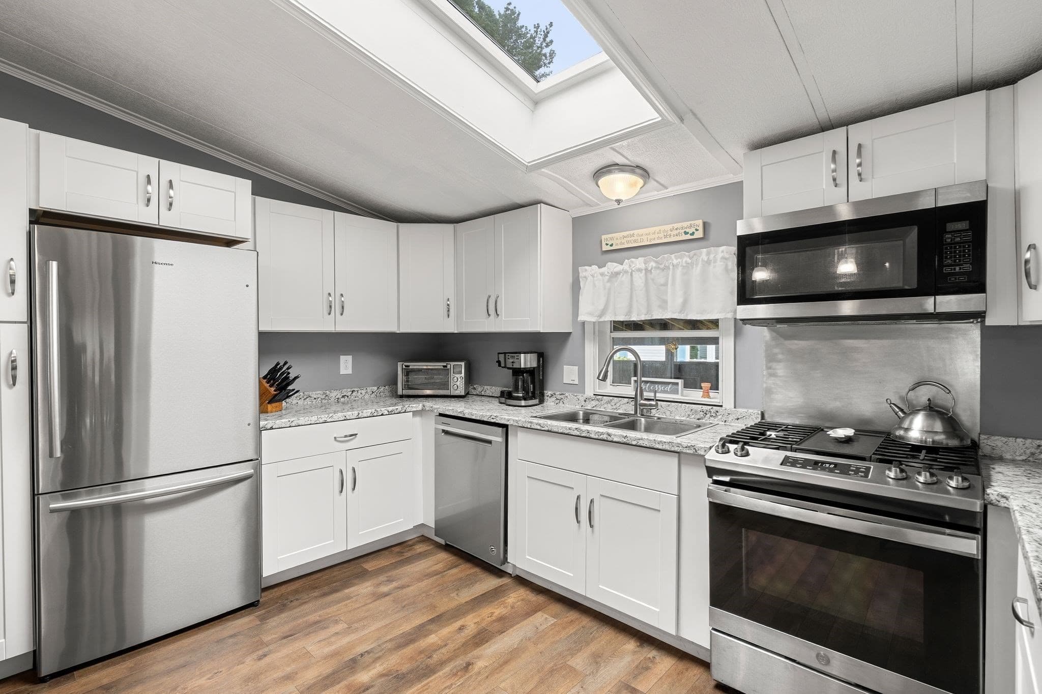 Mobile Home at 38 Victorian Way, West Bridgewater MA 02379, West Bridgewater, photo 3 of 36