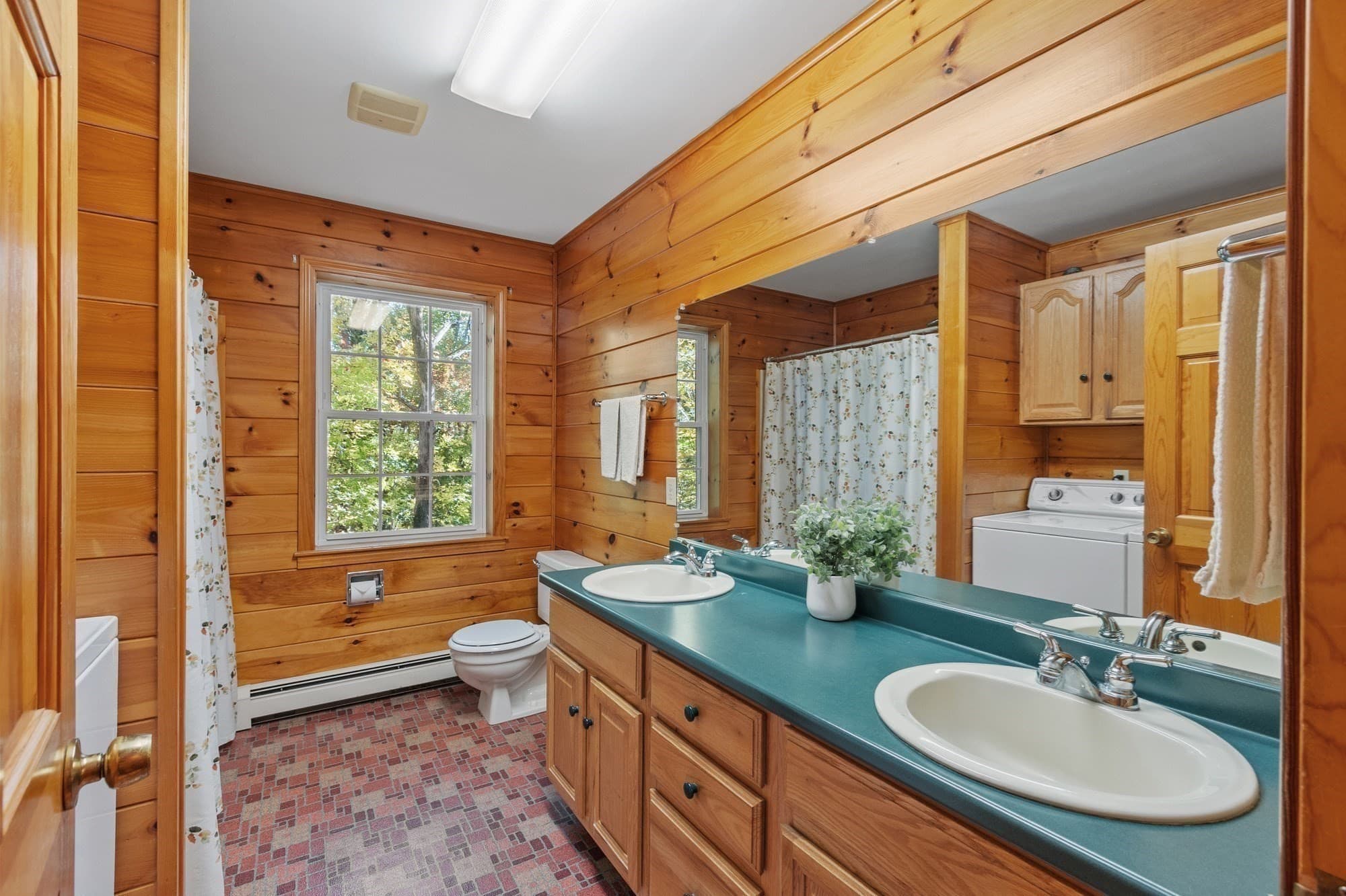 Single Family Residence at 11 Woods Rd., Westminster MA 01473, Westminster, photo 20 of 39