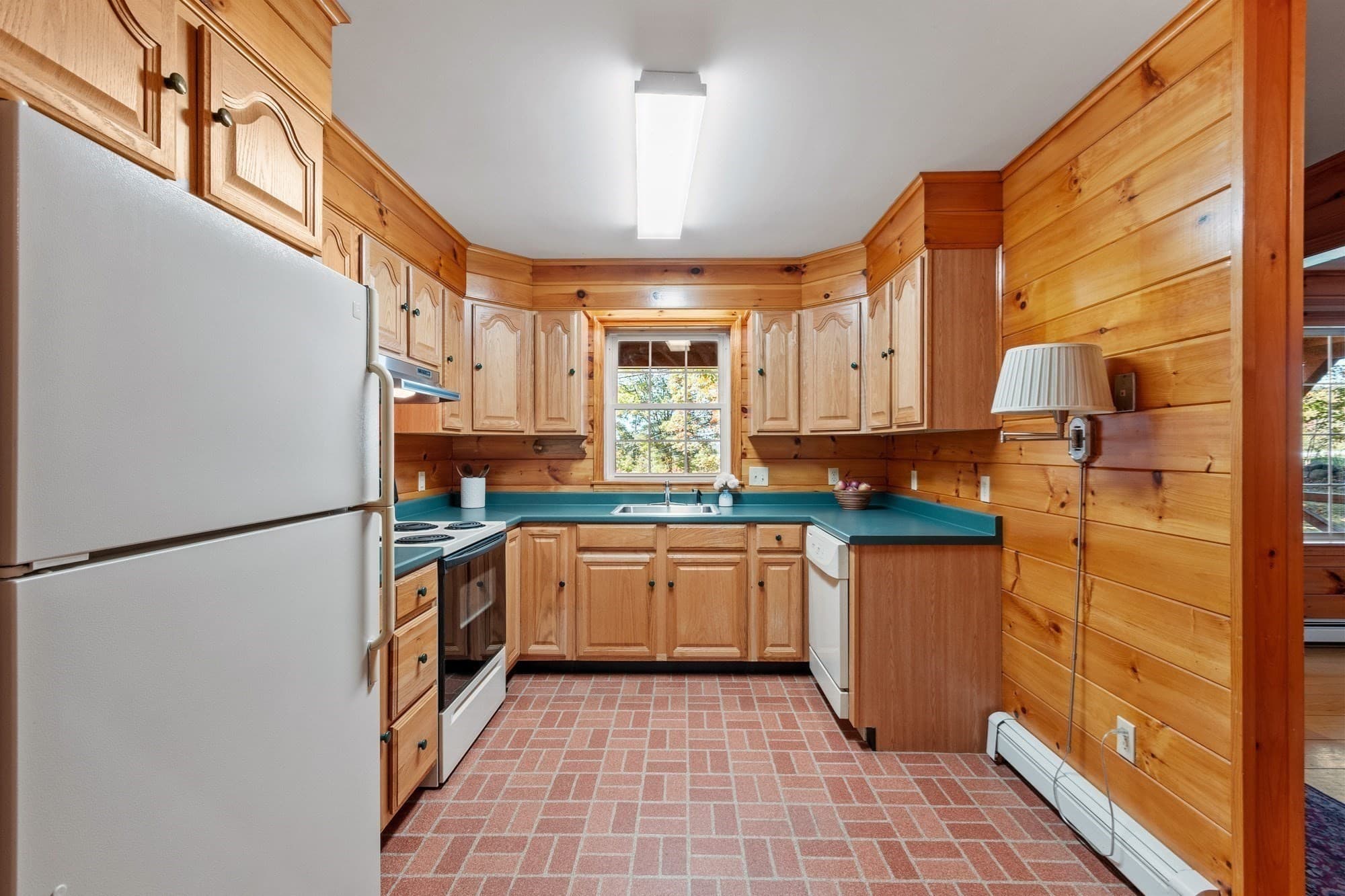 Single Family Residence at 11 Woods Rd., Westminster MA 01473, Westminster, photo 9 of 39
