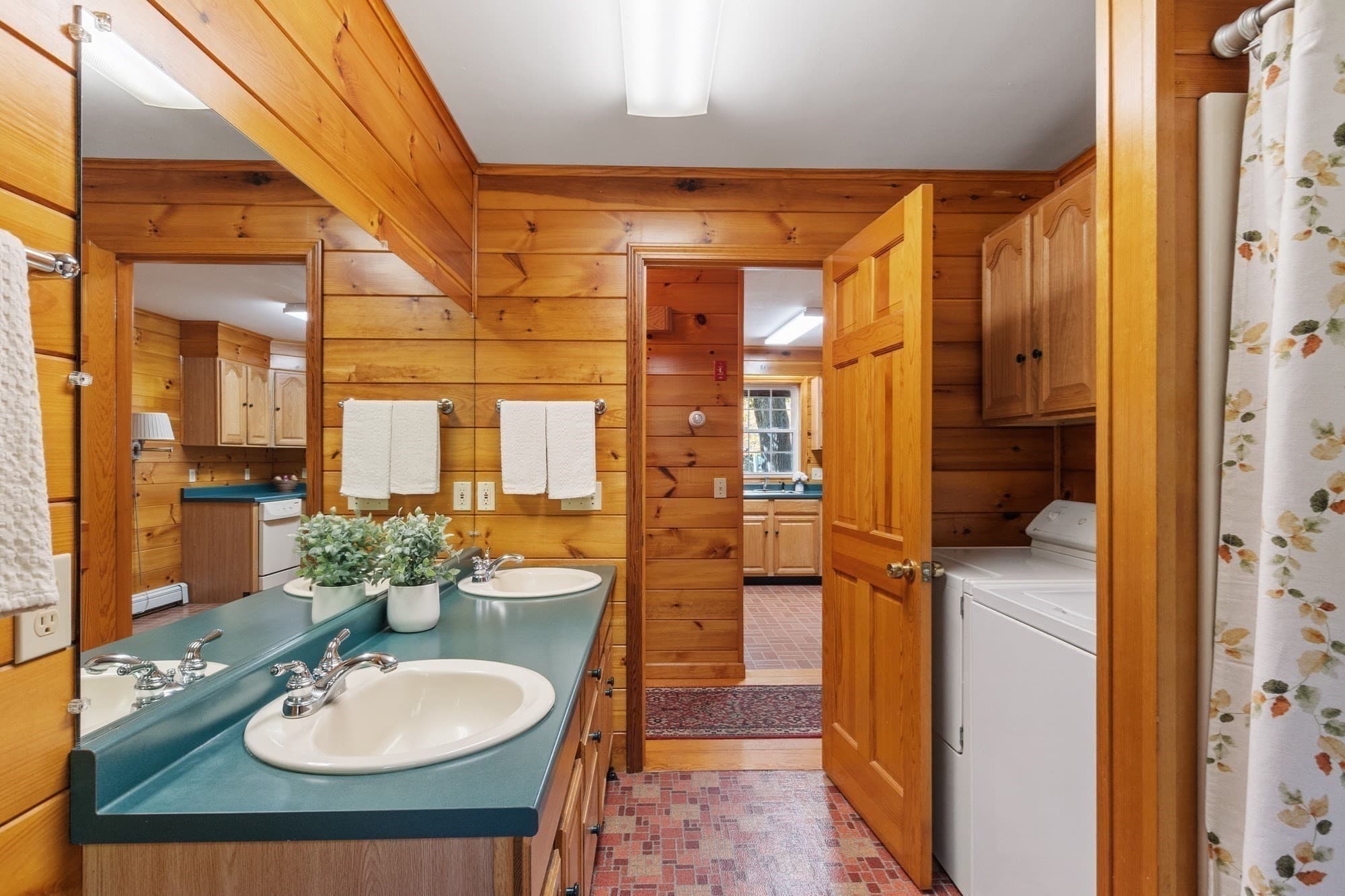 Single Family Residence at 11 Woods Rd., Westminster MA 01473, Westminster, photo 21 of 39