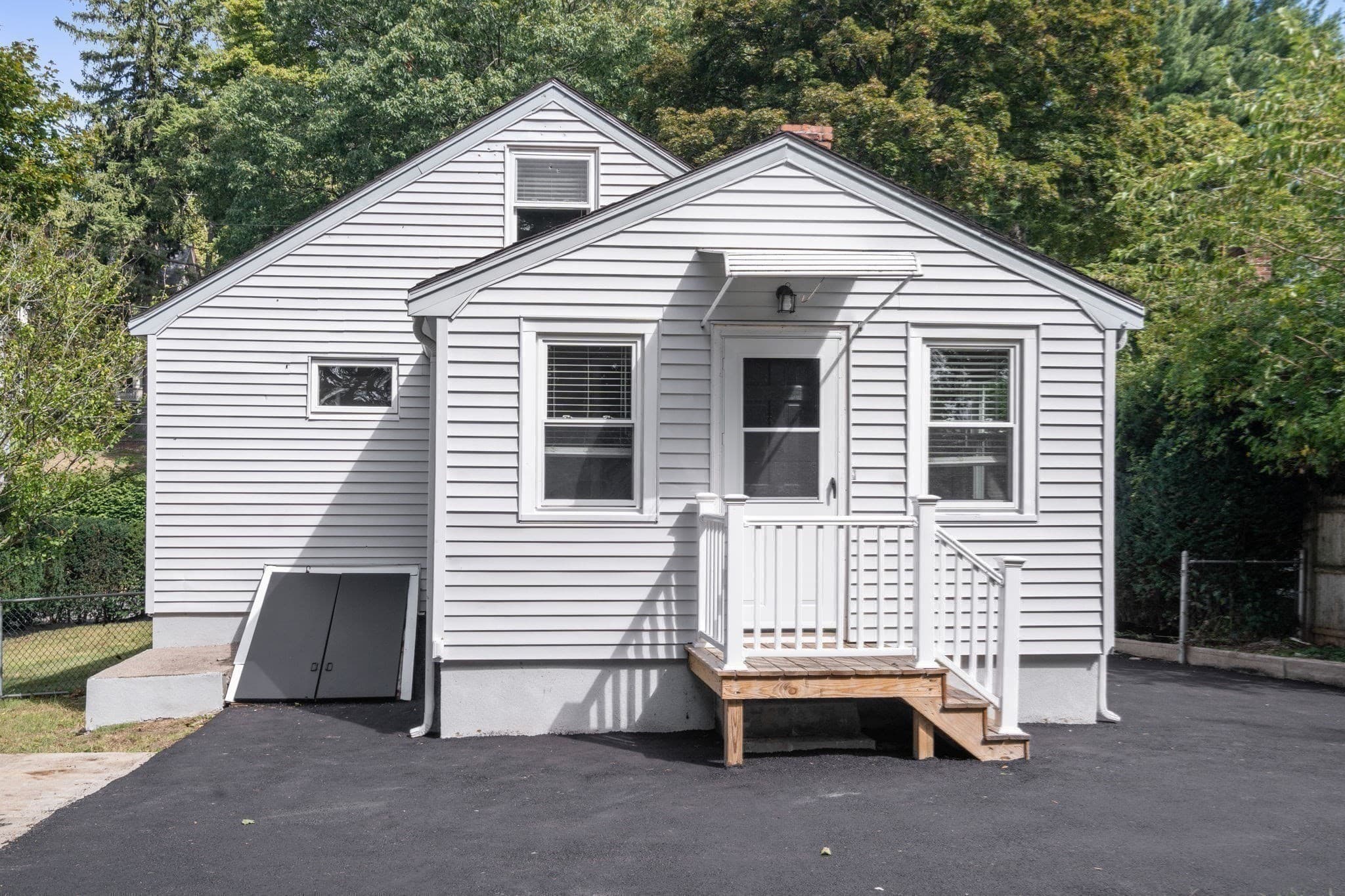 Single Family Residence at 111 Williams Ave, Boston MA 02136, Boston, photo 27 of 32