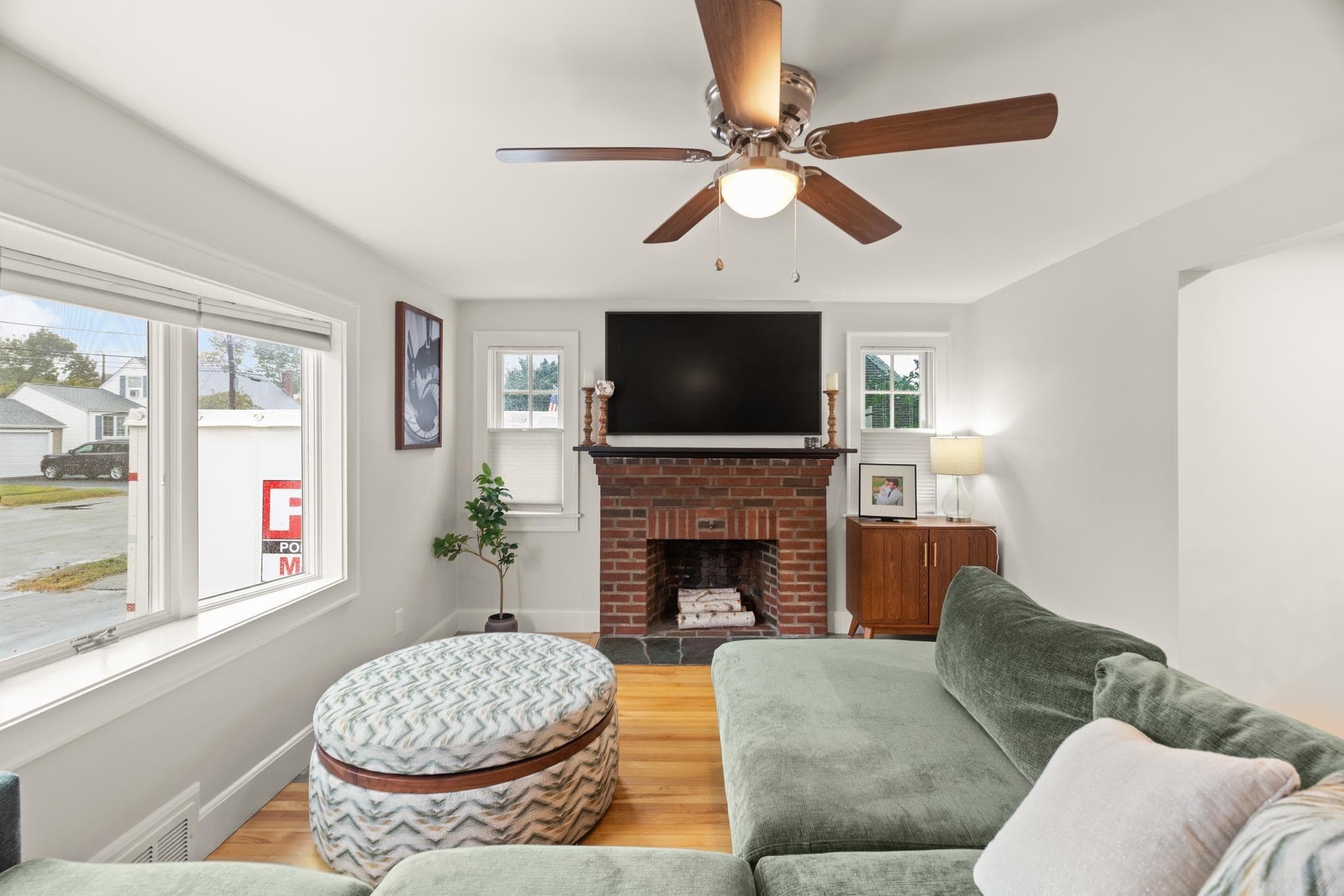 Single Family Residence at 13 Rainbow Cir, Peabody MA 01960, Peabody, photo 5 of 32