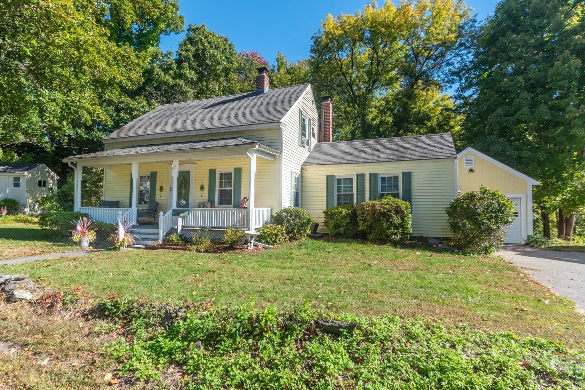 71 School St, Northborough MA 01532