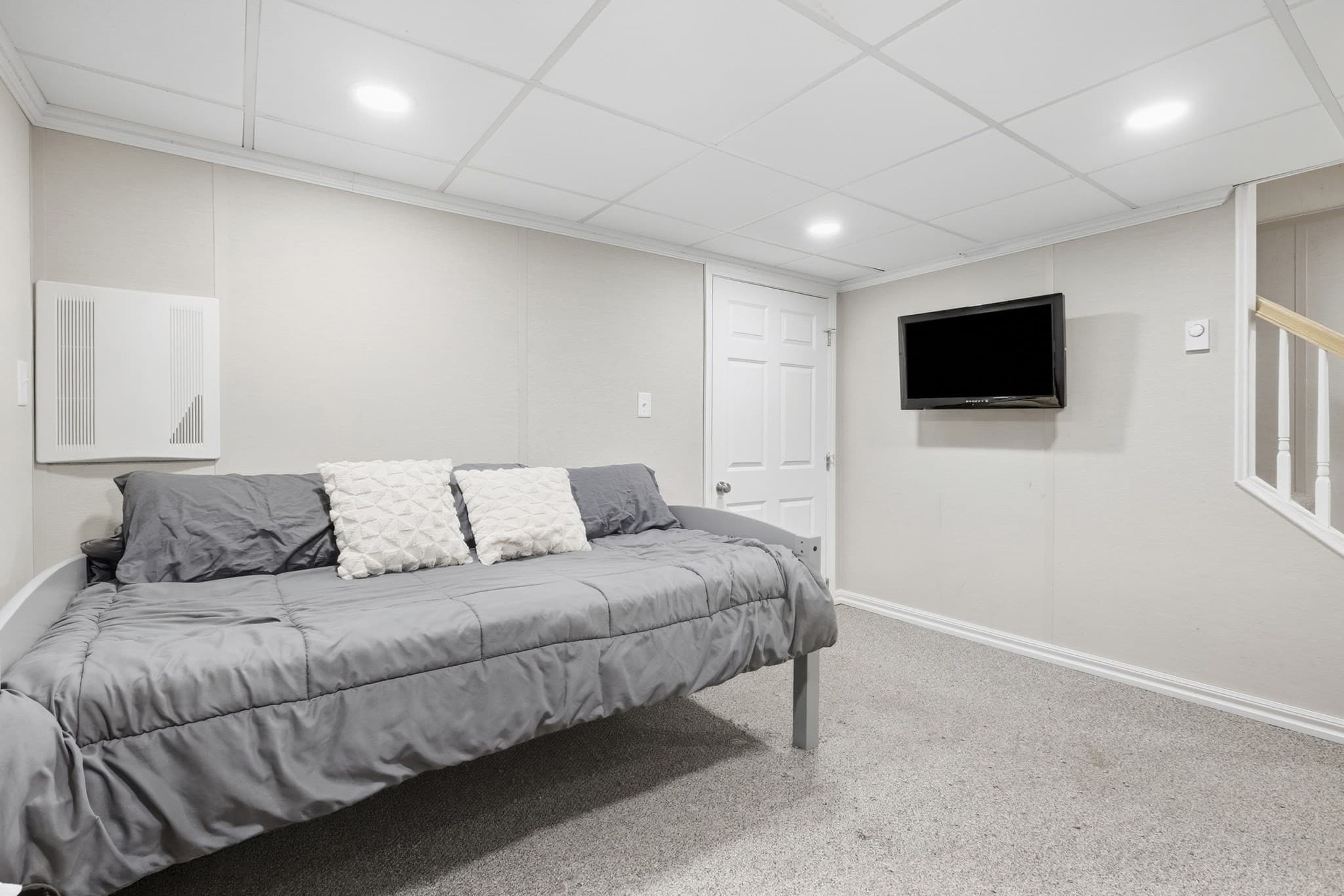 Condominium at 91 Durham Road # 91, Dedham MA 02026, Dedham, photo 17 of 23