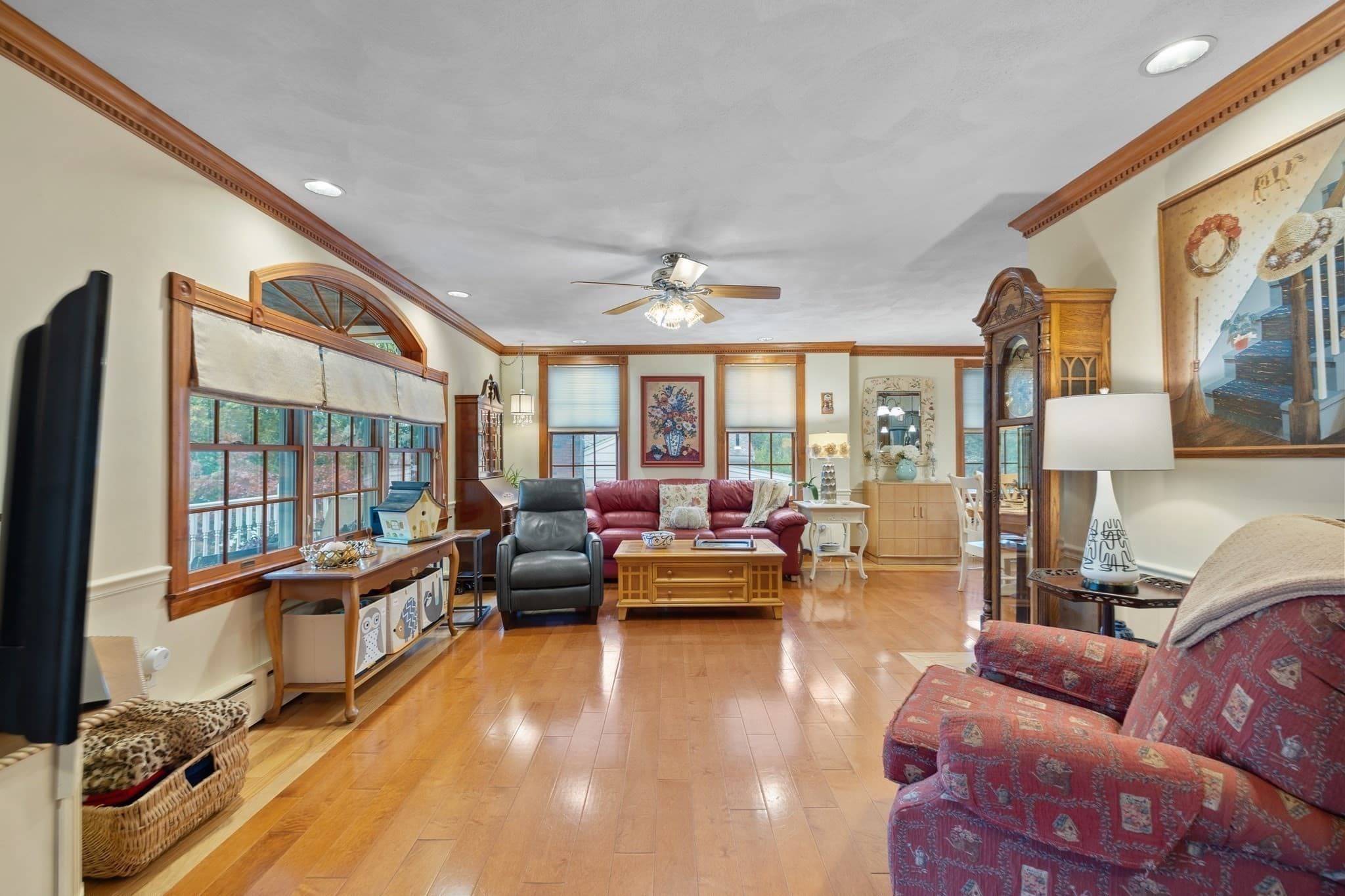 Single Family Residence at 41 Elm Street, Saugus MA 01906, Saugus, photo 13 of 41