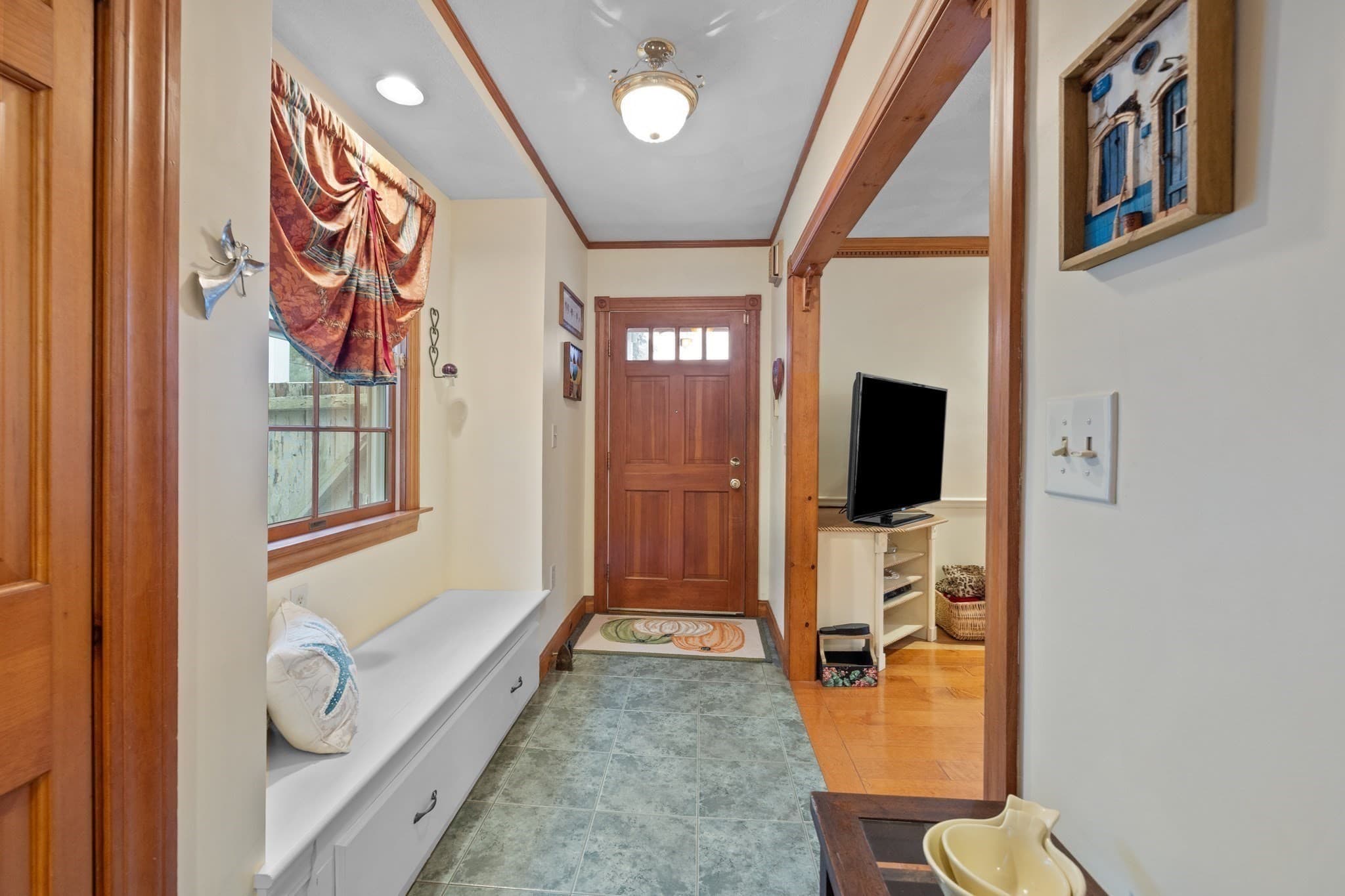 Single Family Residence at 41 Elm Street, Saugus MA 01906, Saugus, photo 17 of 41