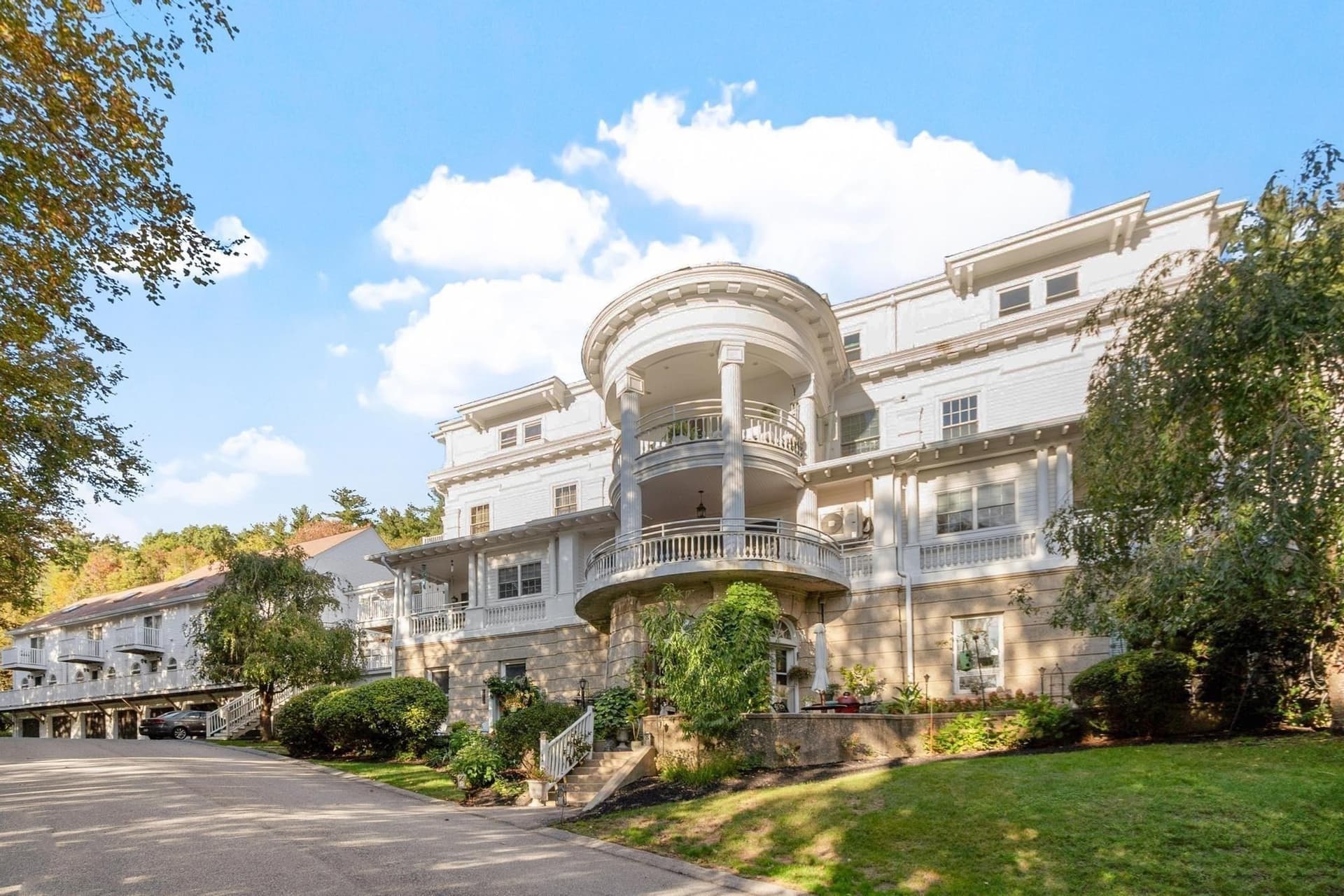 1401 Great Pond Road # 2, North Andover MA 01845