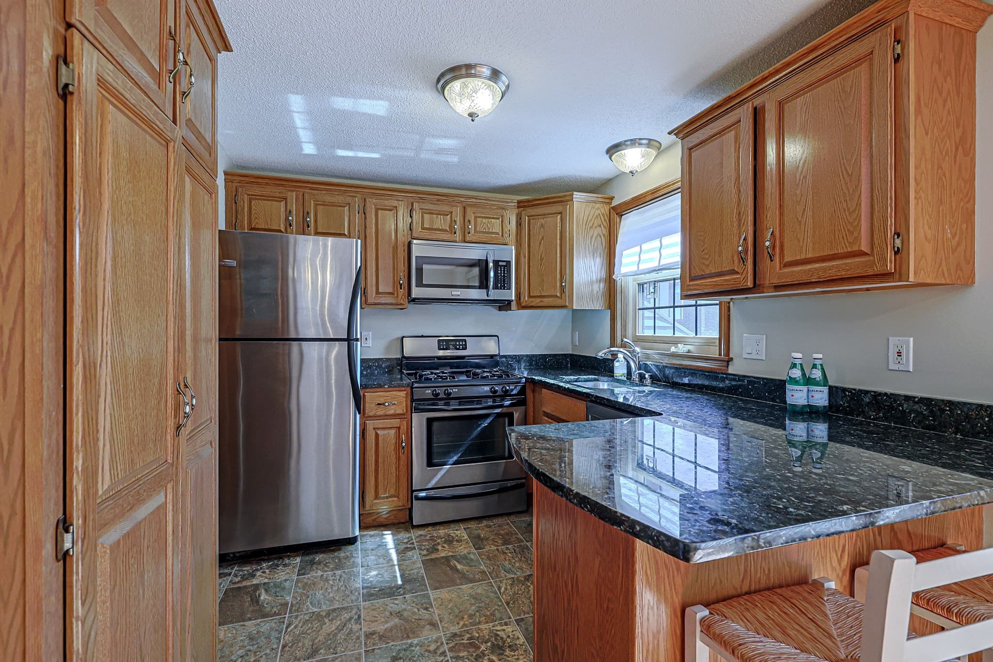 Condominium at 52 Scotty Hollow Dr # 52, Chelmsford MA 01824, Chelmsford, photo 6 of 34